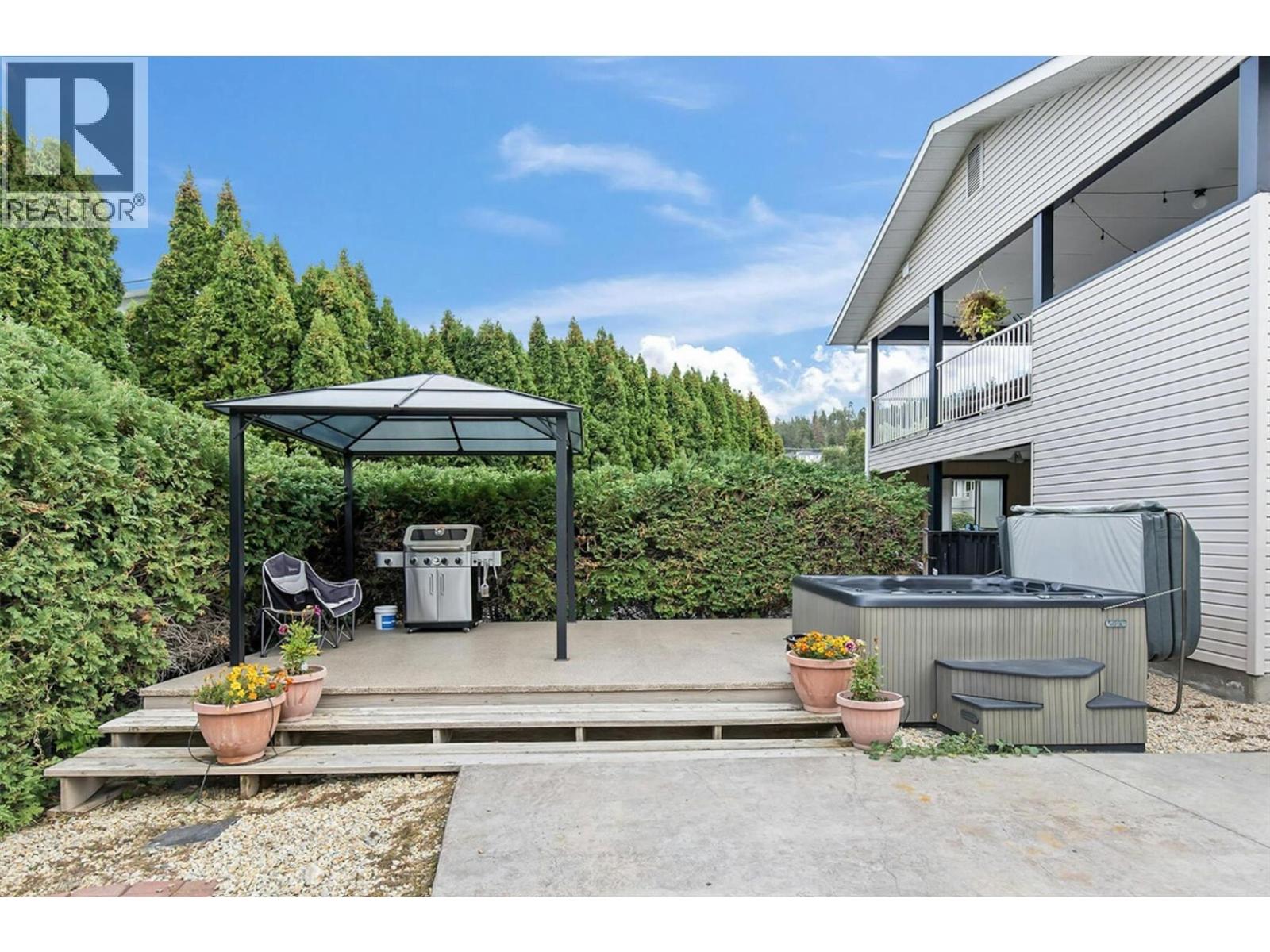 790 Torrs Court, Kelowna, British Columbia  V1W 1B5 - Photo 37 - 10398365