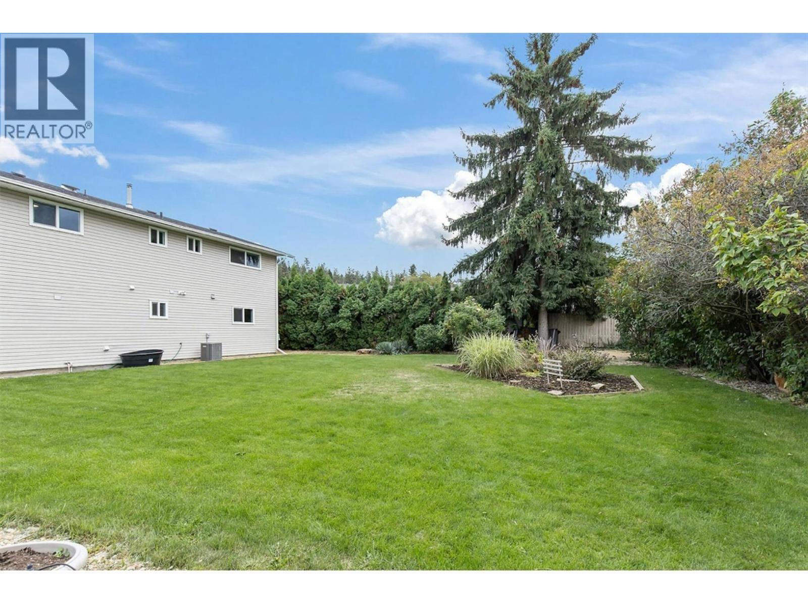 790 Torrs Court, Kelowna, British Columbia  V1W 1B5 - Photo 40 - 10398365