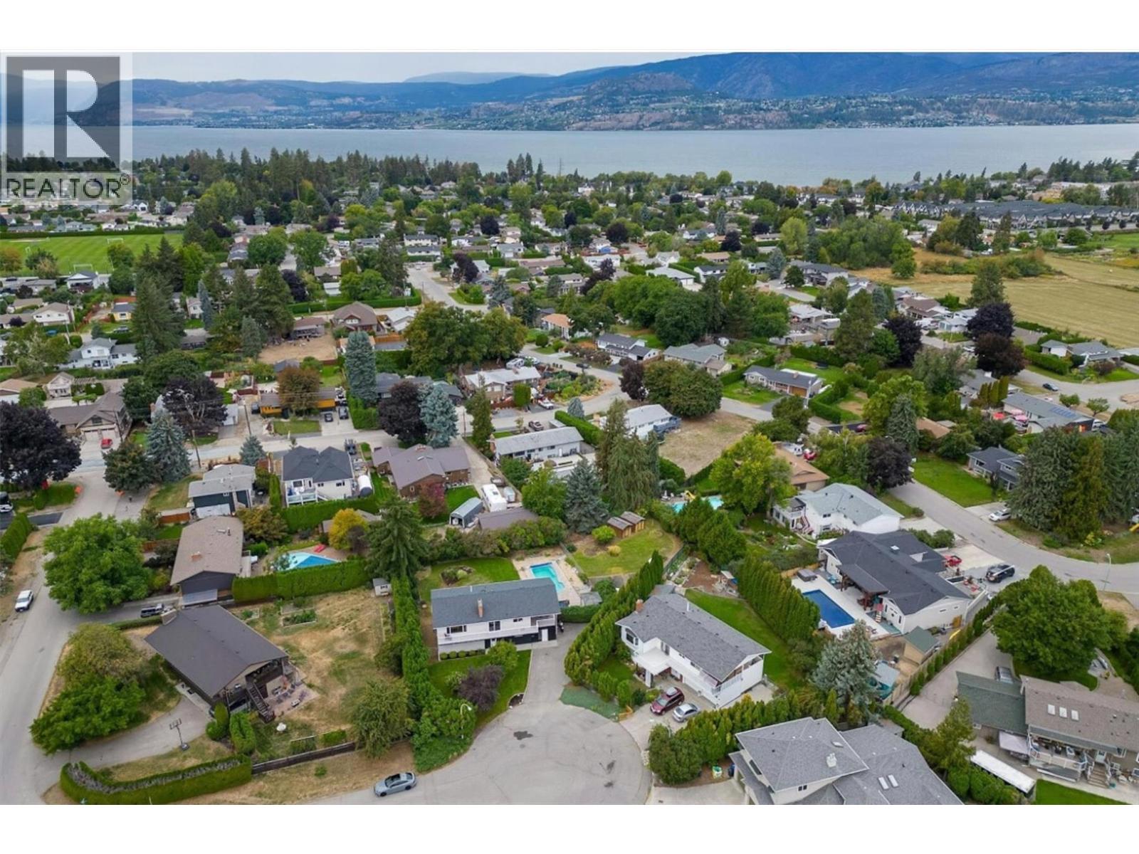 790 Torrs Court, Kelowna, British Columbia  V1W 1B5 - Photo 50 - 10398365