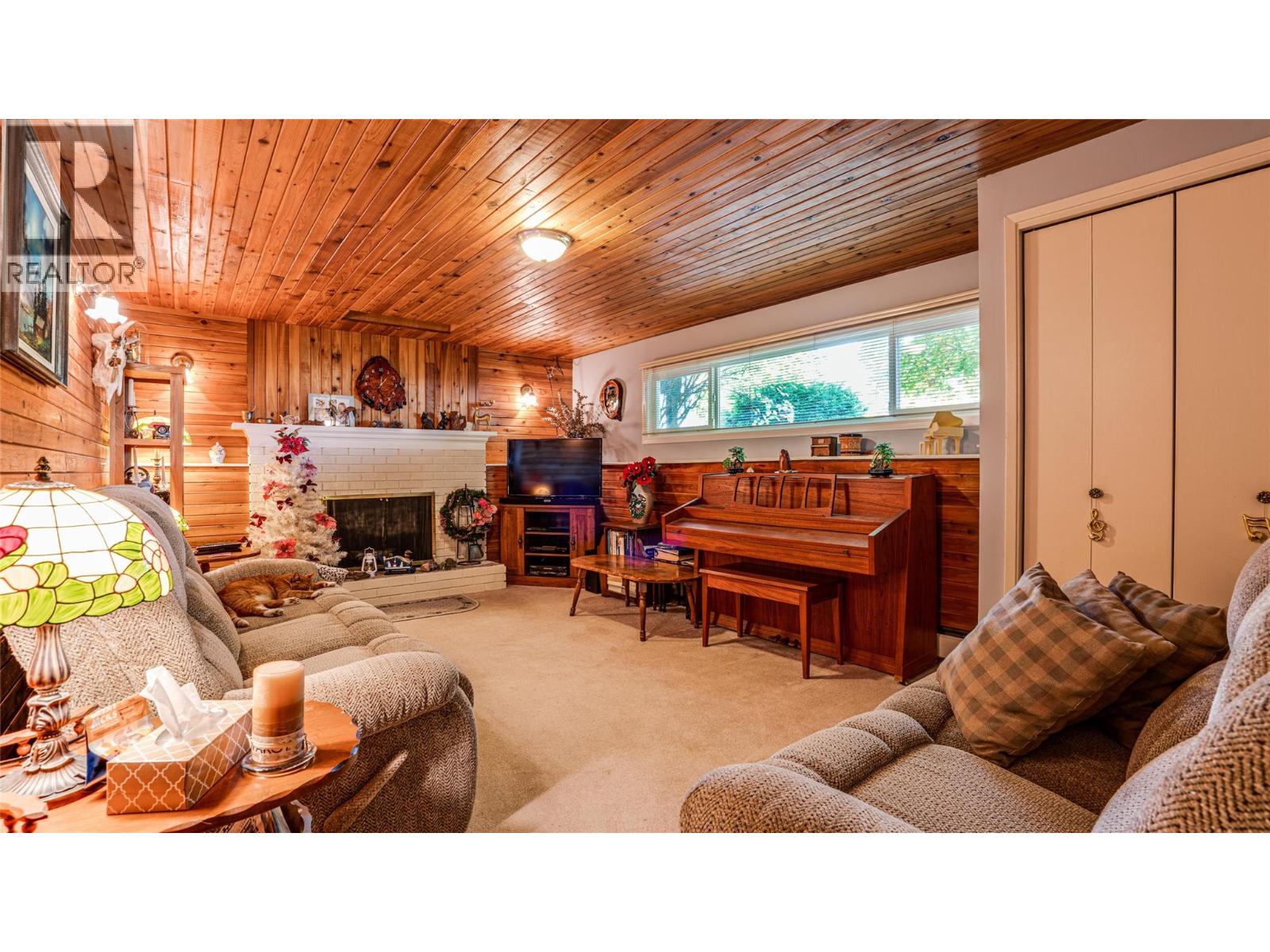 340 Lakeshore Drive, Chase, British Columbia  V0E 1M0 - Photo 12 - 10398327