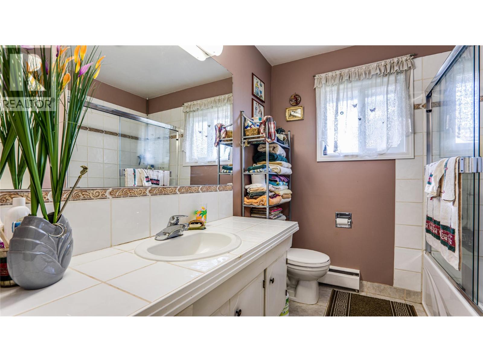 340 Lakeshore Drive, Chase, British Columbia  V0E 1M0 - Photo 16 - 10398327