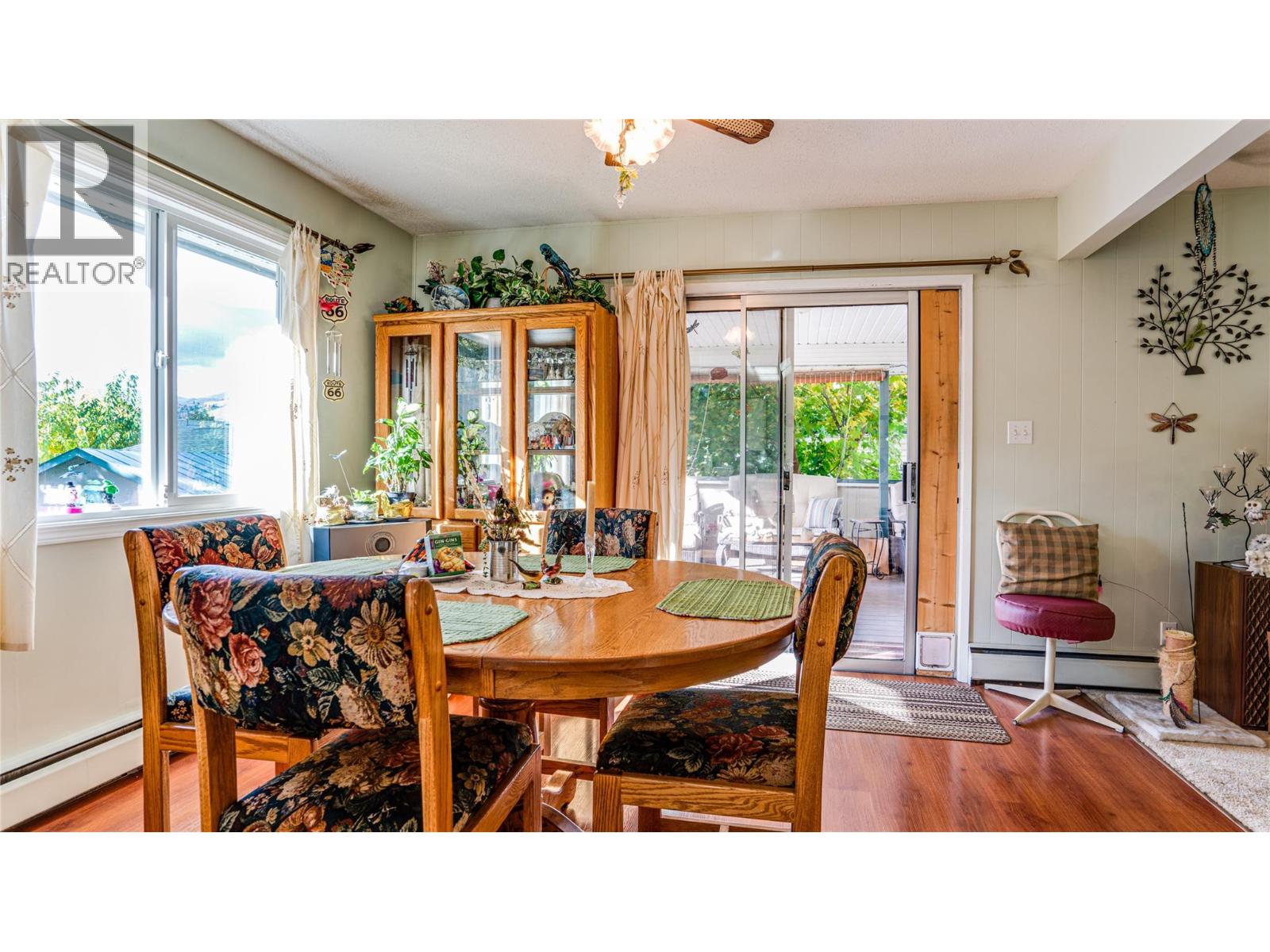 340 Lakeshore Drive, Chase, British Columbia  V0E 1M0 - Photo 6 - 10398327