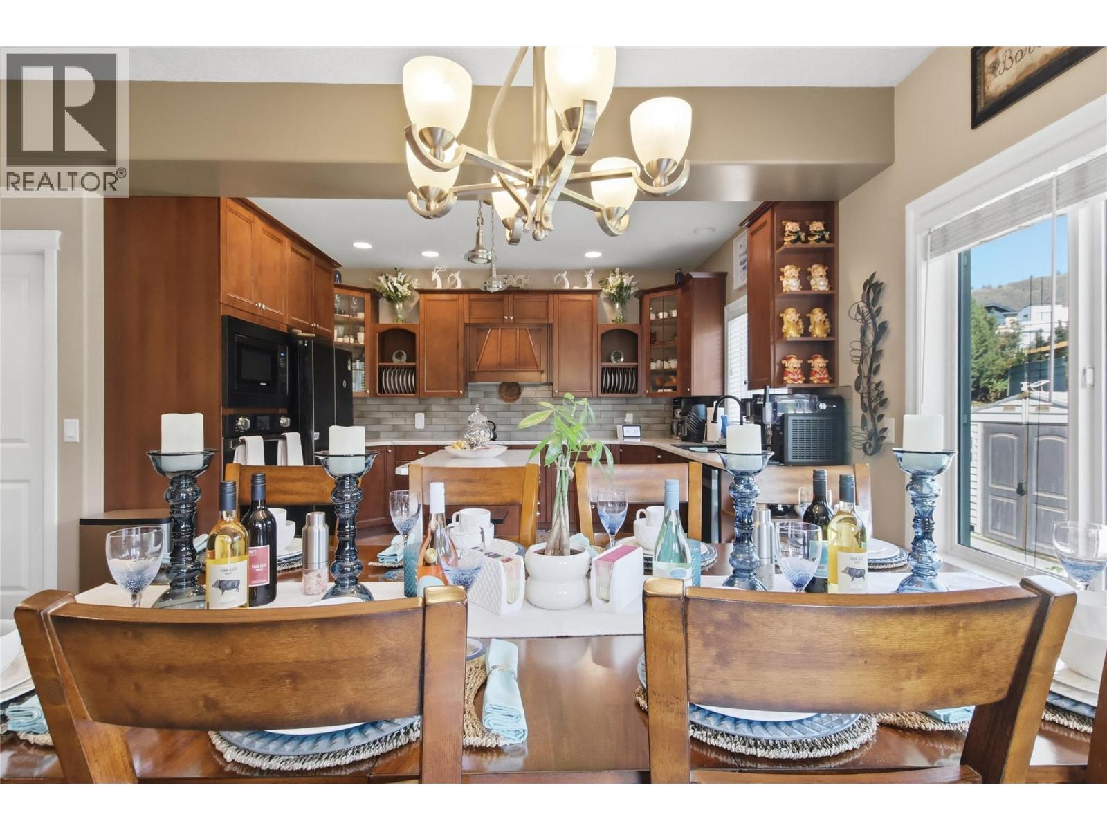 614 Sagebrush Court, Kamloops, British Columbia  V2B 8M8 - Photo 10 - 10397957