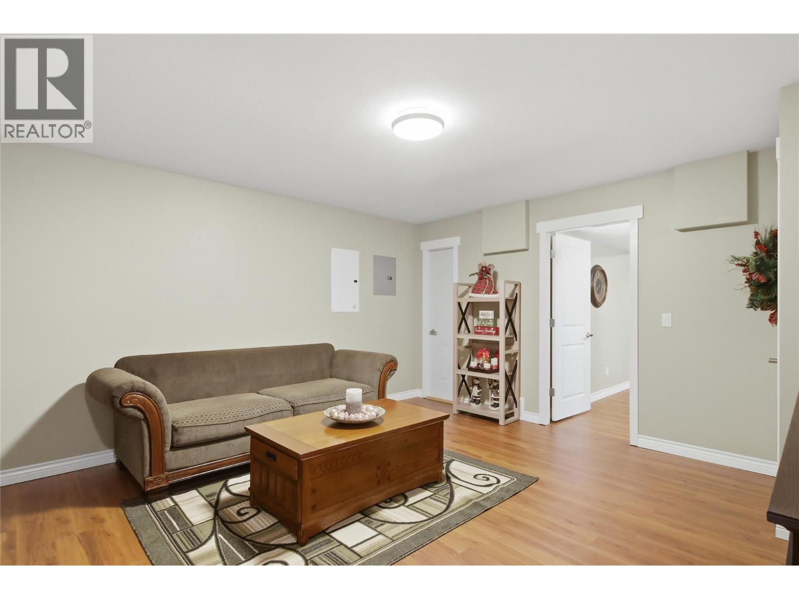 614 Sagebrush Court, Kamloops, British Columbia  V2B 8M8 - Photo 28 - 10397957