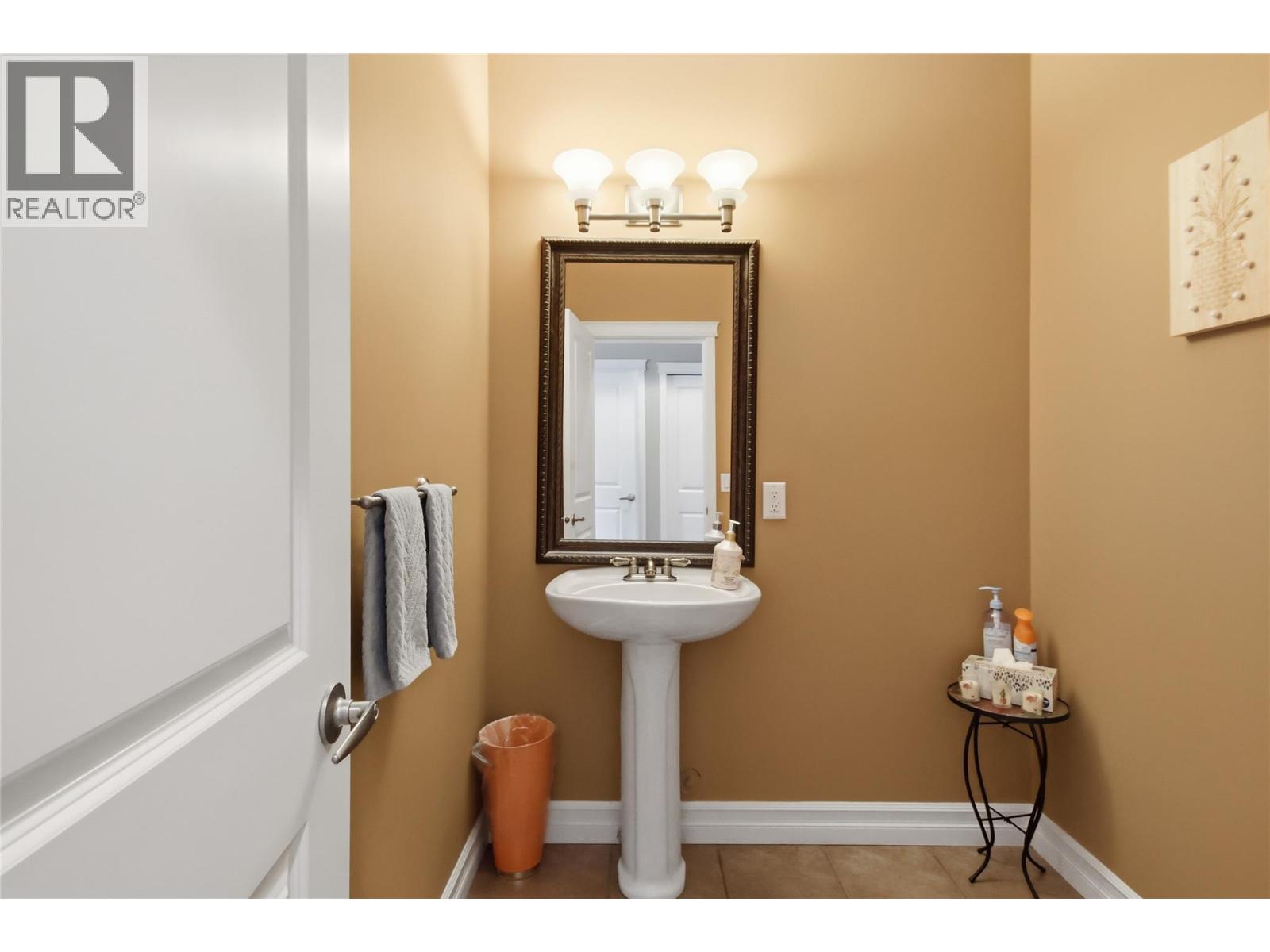 614 Sagebrush Court, Kamloops, British Columbia  V2B 8M8 - Photo 34 - 10397957