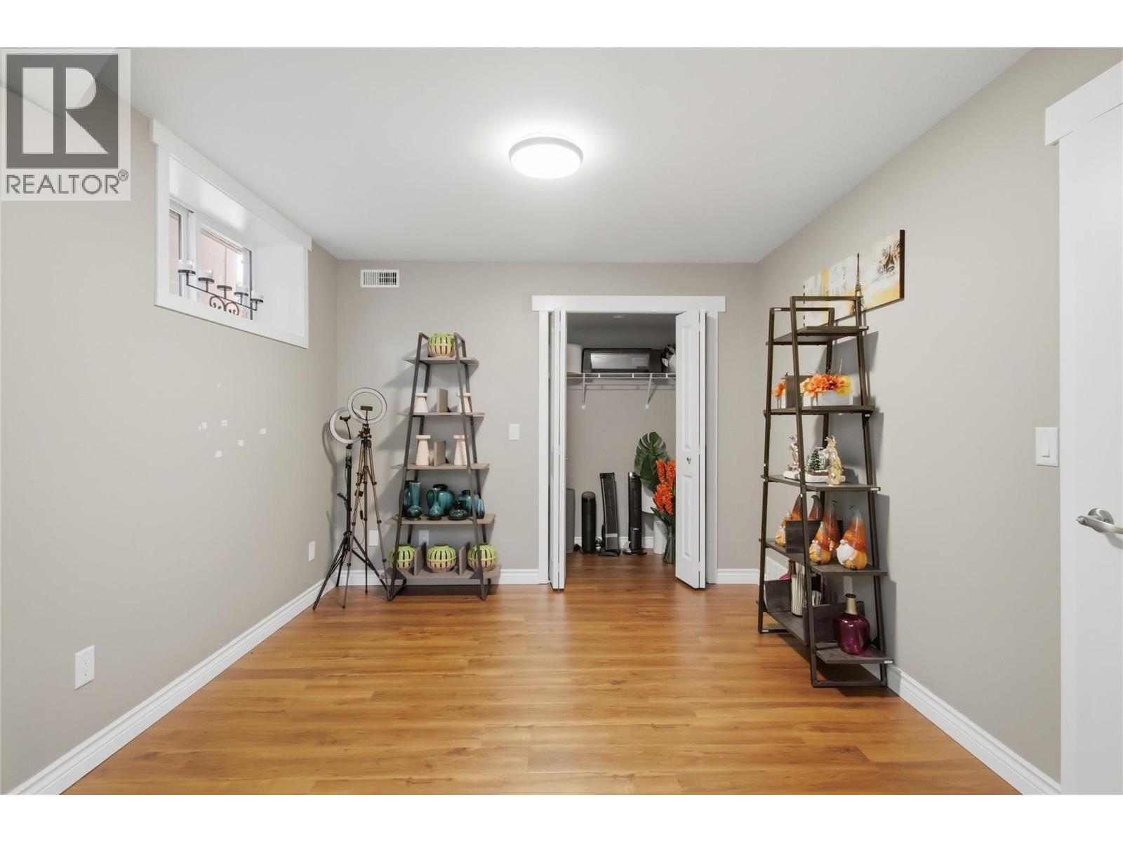 614 Sagebrush Court, Kamloops, British Columbia  V2B 8M8 - Photo 35 - 10397957
