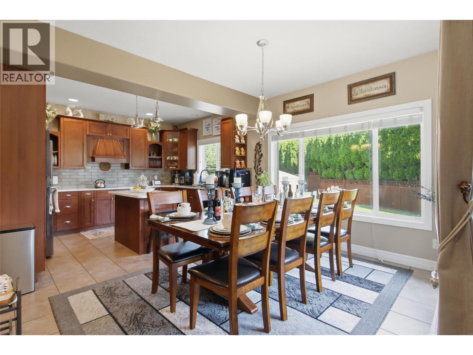 614 Sagebrush Court, Kamloops, British Columbia  V2B 8M8 - Photo 6 - 10397957