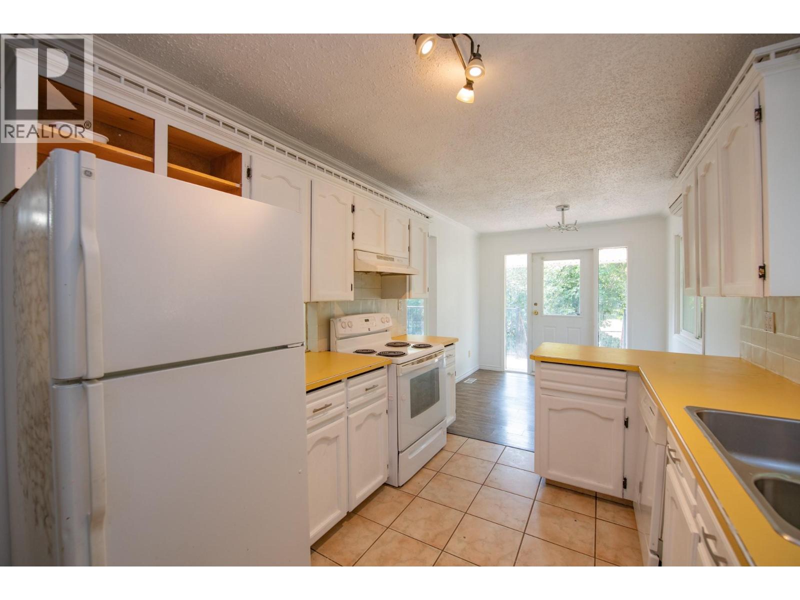 718 Russell Avenue, Enderby, British Columbia  V0E 1V0 - Photo 16 - 10398405