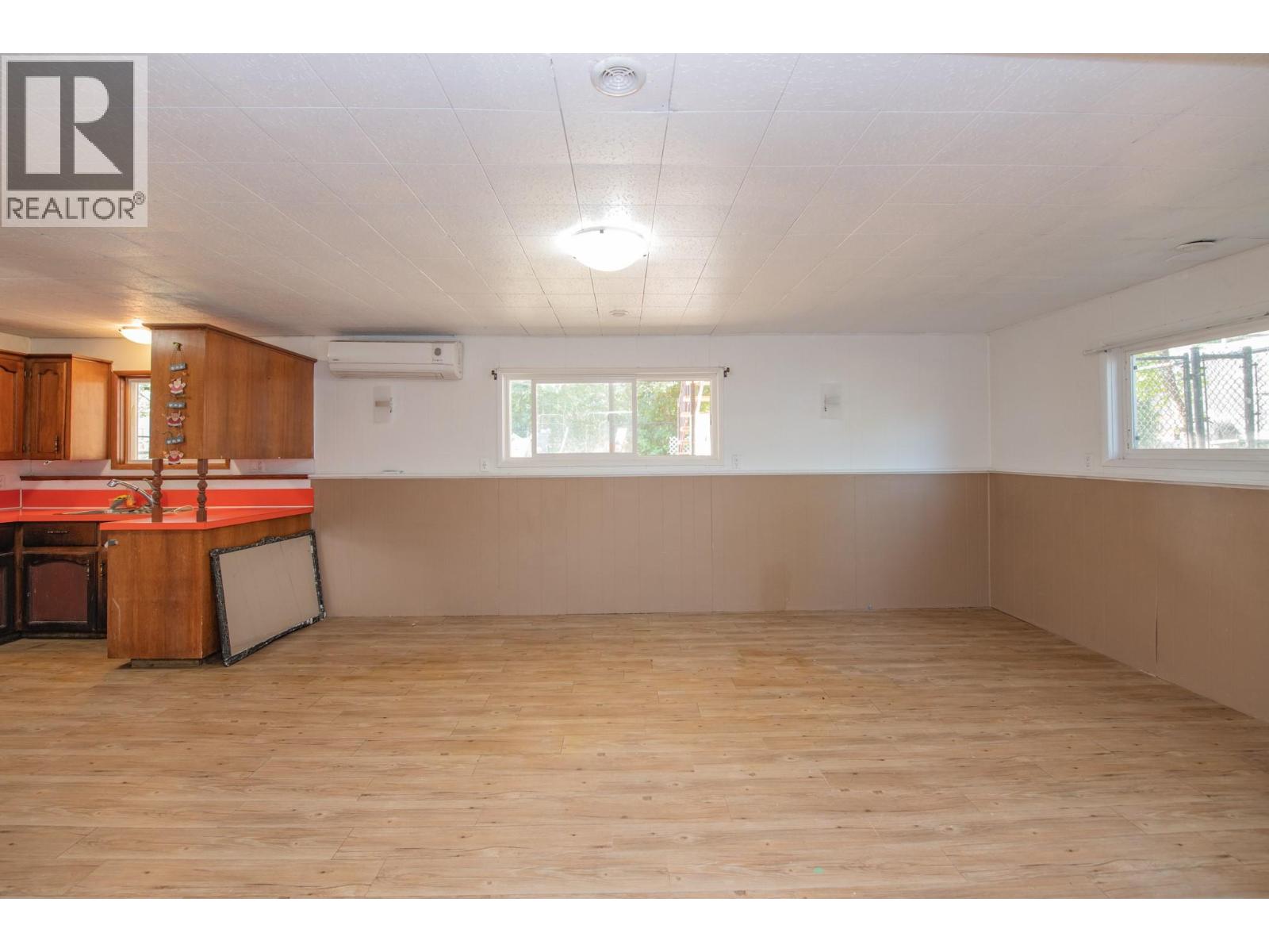 718 Russell Avenue, Enderby, British Columbia  V0E 1V0 - Photo 37 - 10398405