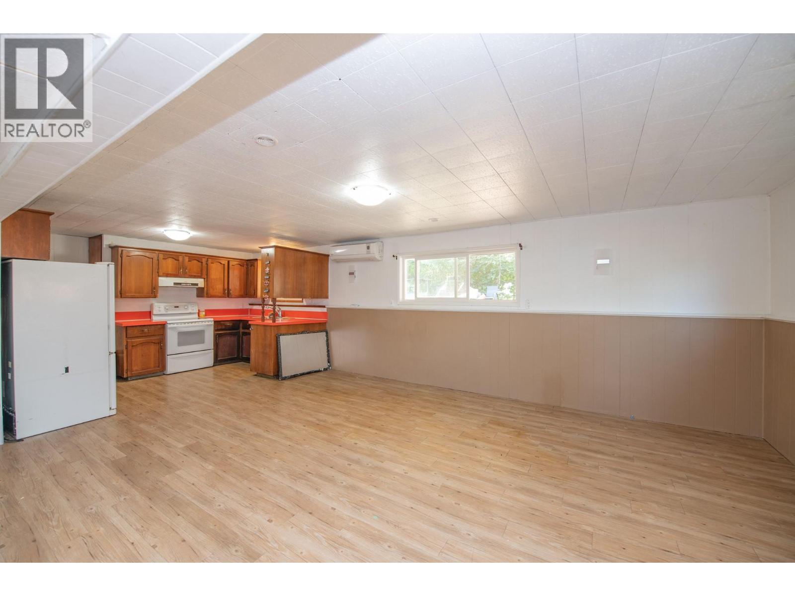 718 Russell Avenue, Enderby, British Columbia  V0E 1V0 - Photo 38 - 10398405
