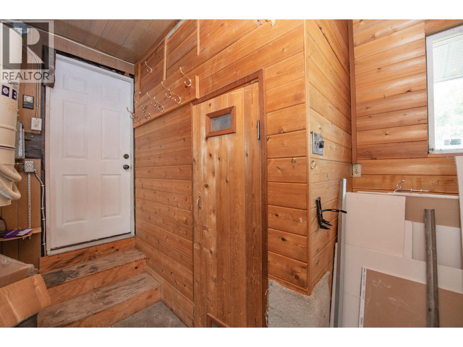 718 Russell Avenue, Enderby, British Columbia  V0E 1V0 - Photo 47 - 10398405
