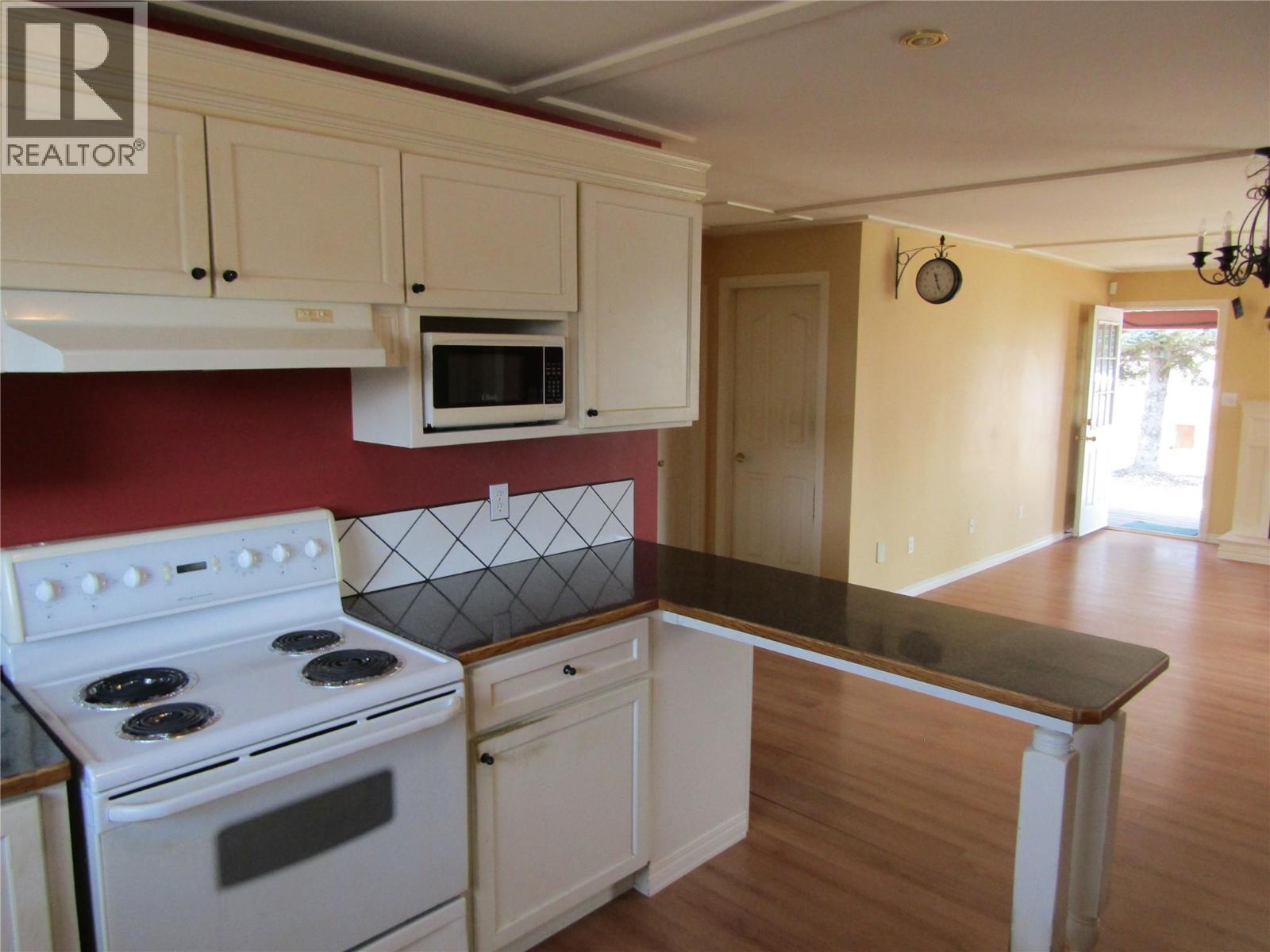 7843 21st Street, Grand Forks, British Columbia  V0H 1H2 - Photo 12 - 10398398