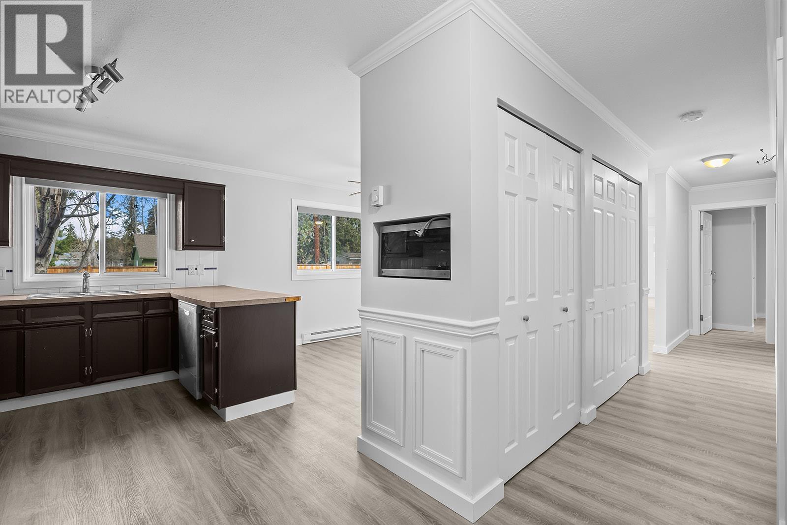 4700 Gordon Drive, Kelowna, British Columbia  V1W 4P4 - Photo 22 - 10398181