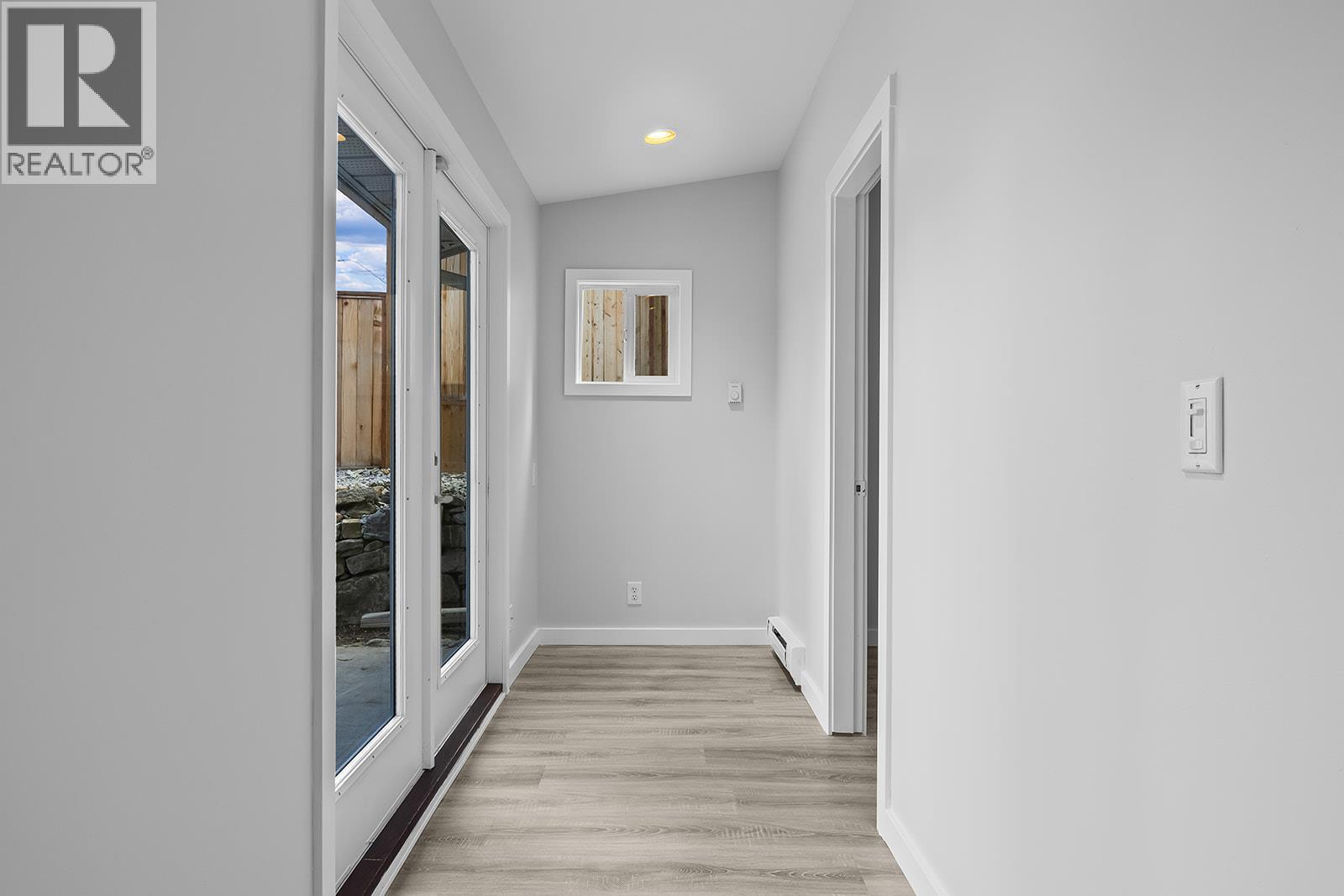 4700 Gordon Drive, Kelowna, British Columbia  V1W 4P4 - Photo 32 - 10398181