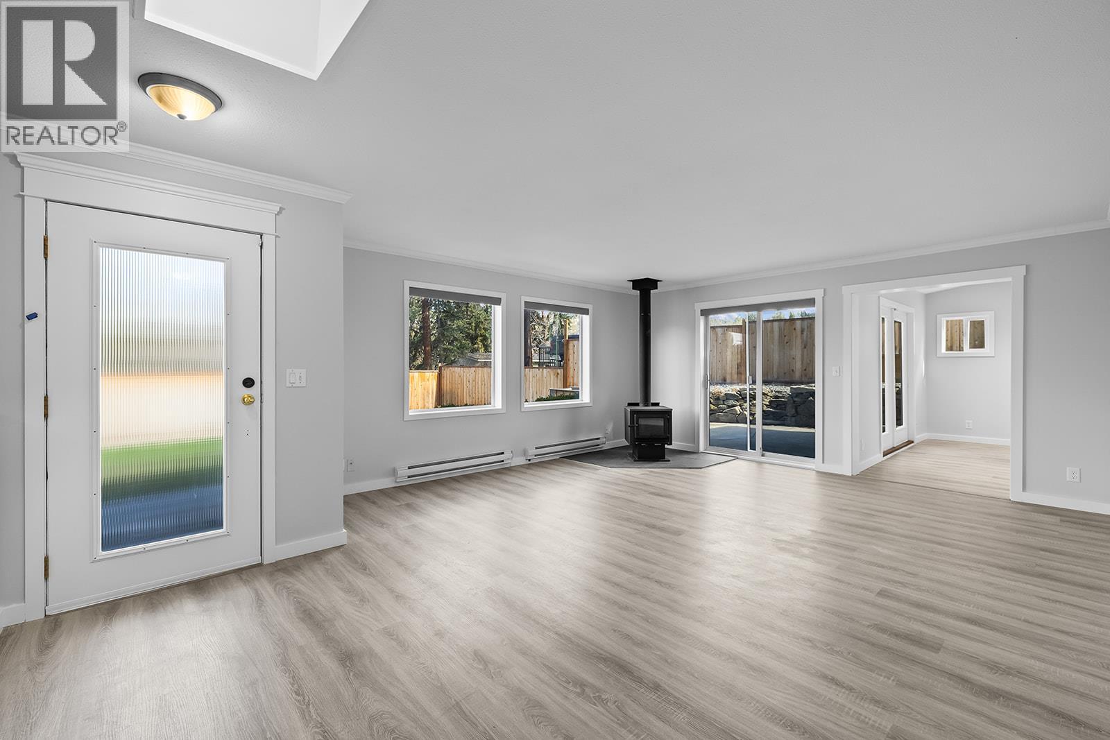 4700 Gordon Drive, Kelowna, British Columbia  V1W 4P4 - Photo 9 - 10398181