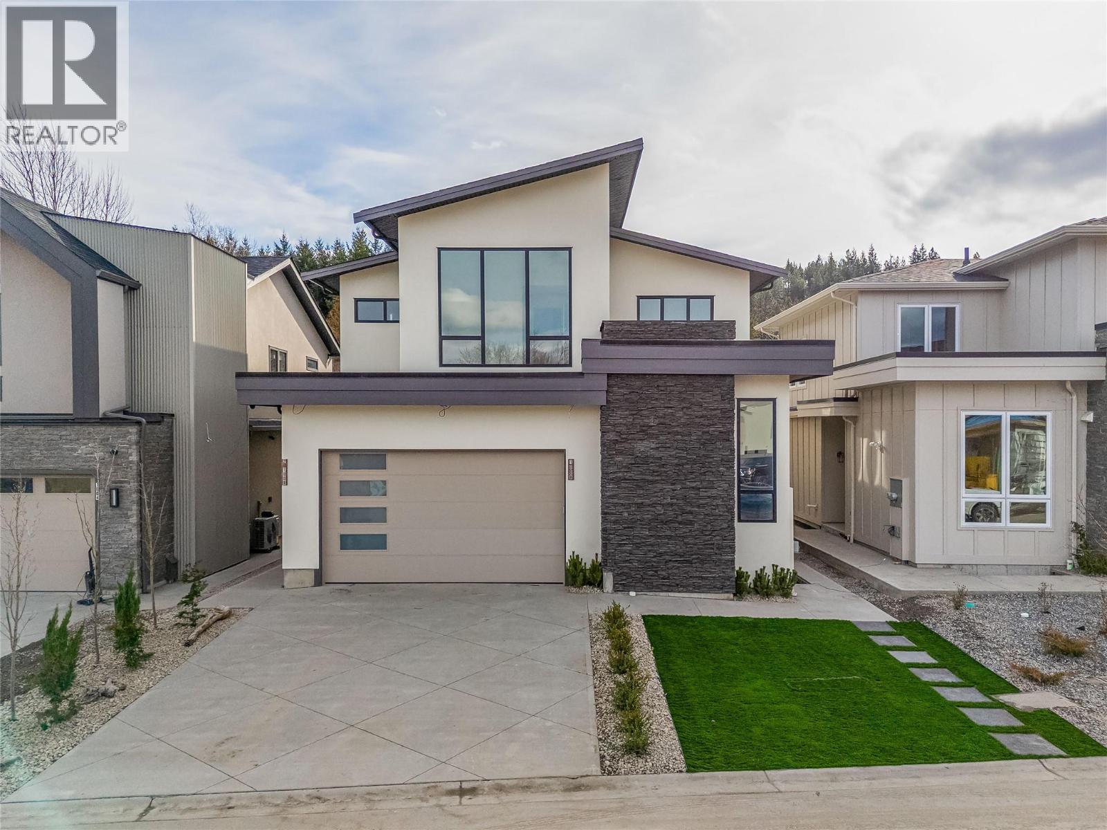 1008 Bull Crescent, Kelowna, British Columbia  V1W 0E6 - Photo 3 - 10397221