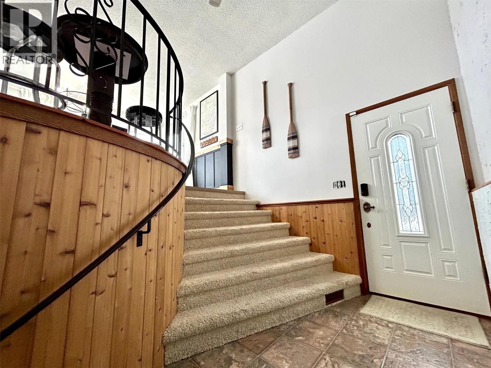 2437 Blind Bay Road, Blind Bay, British Columbia  V0E 1H1 - Photo 13 - 10398342