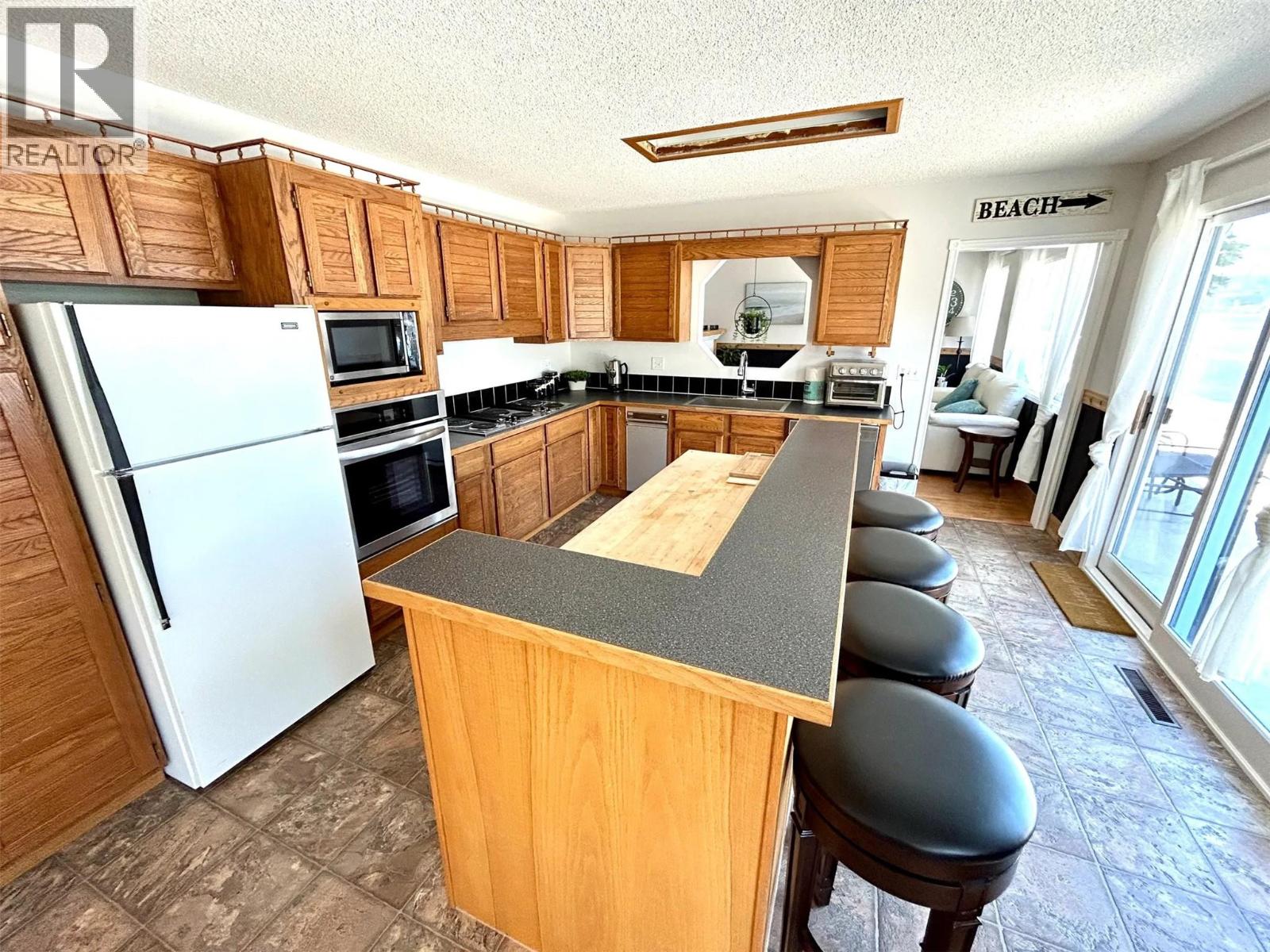 2437 Blind Bay Road, Blind Bay, British Columbia  V0E 1H1 - Photo 18 - 10398342