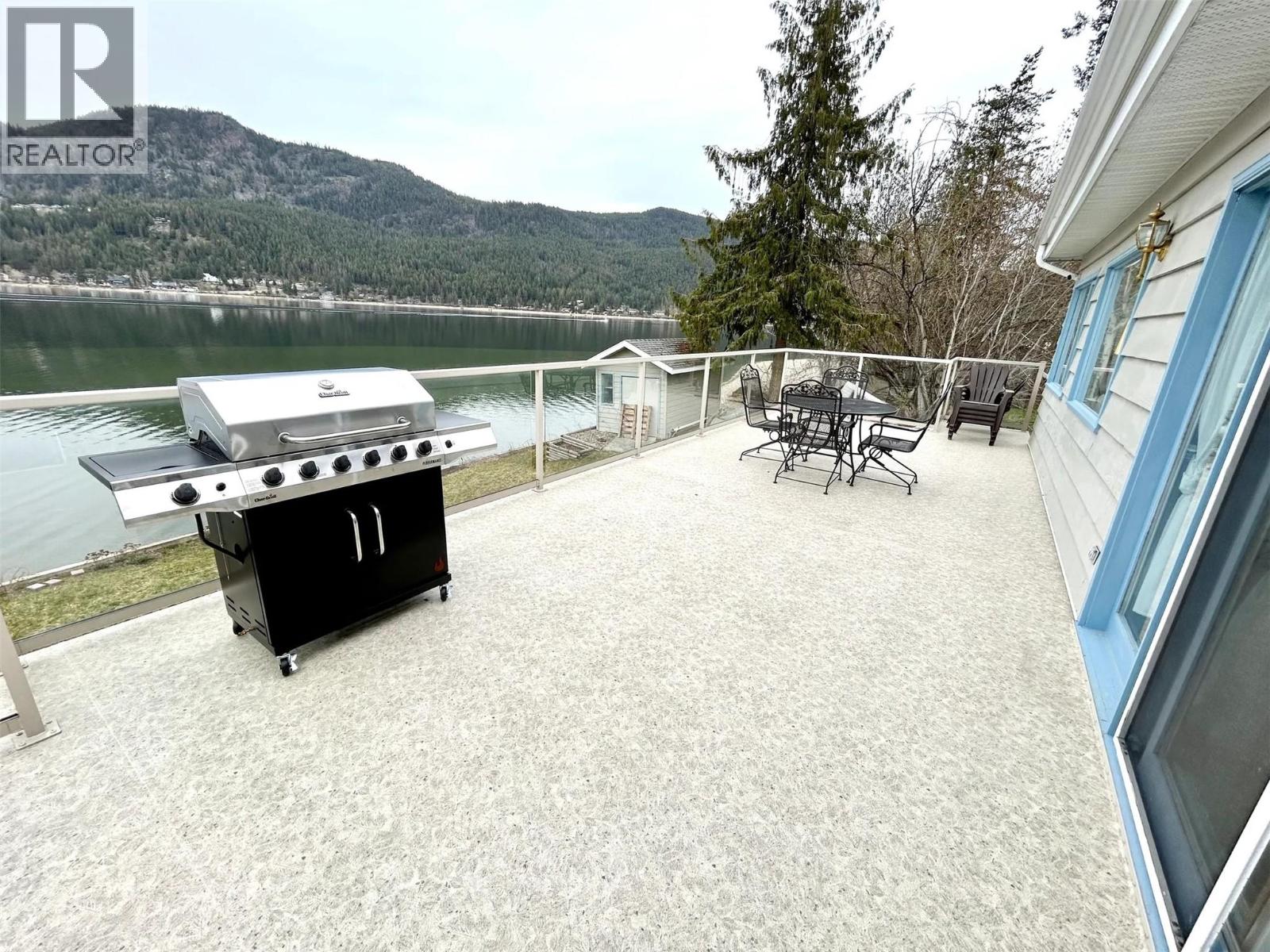 2437 Blind Bay Road, Blind Bay, British Columbia  V0E 1H1 - Photo 38 - 10398342