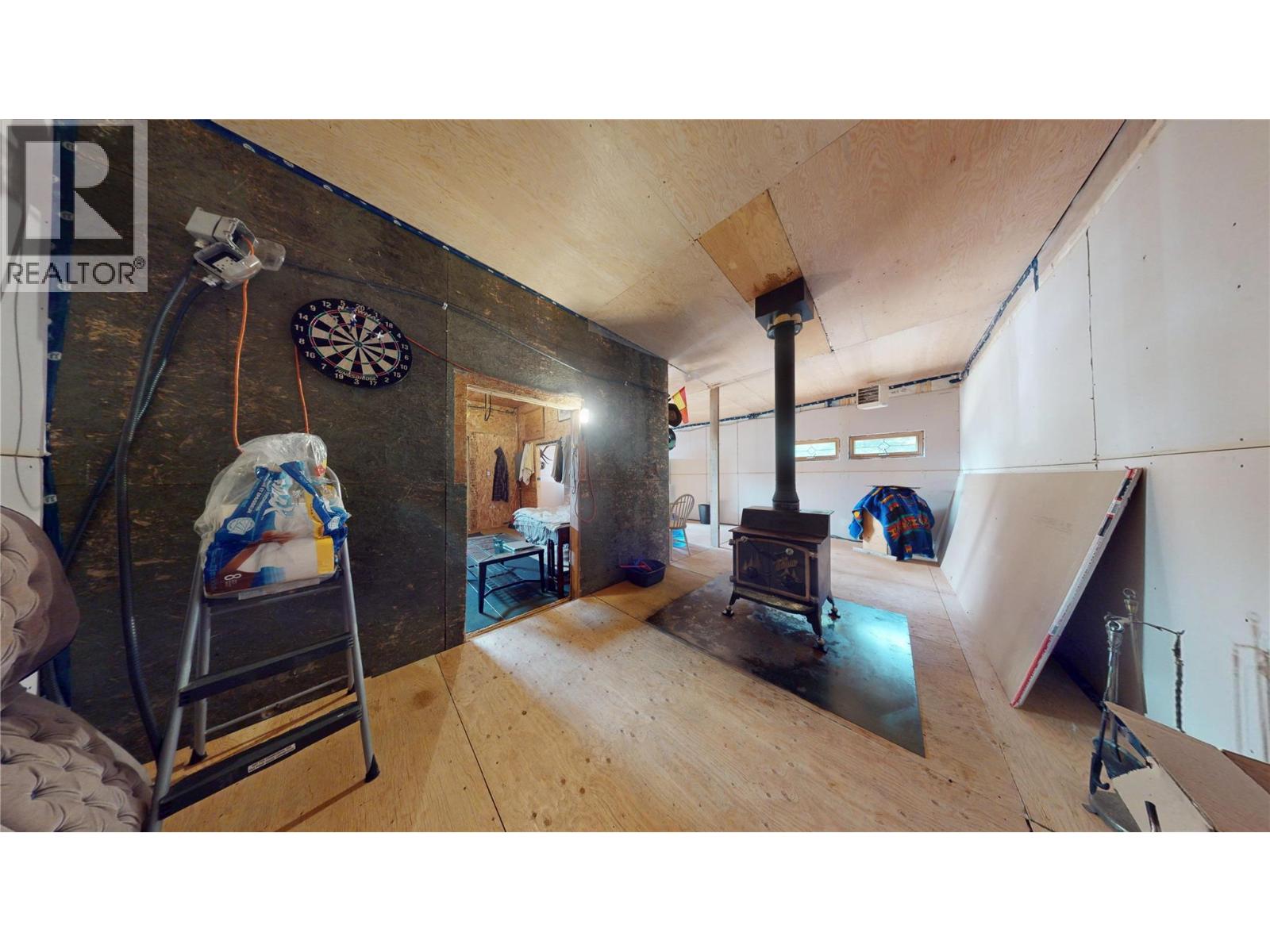 8202 3/93 Highway, Mayook, British Columbia  V1C 7B2 - Photo 9 - 10398161