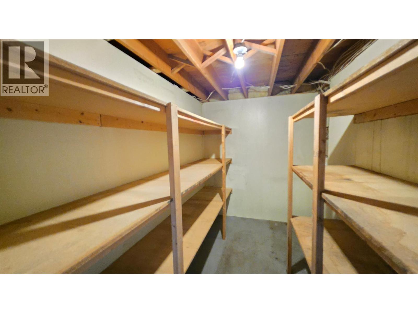 8544 Westsyde Road, Kamloops, British Columbia  V2B 8S3 - Photo 33 - 10398449