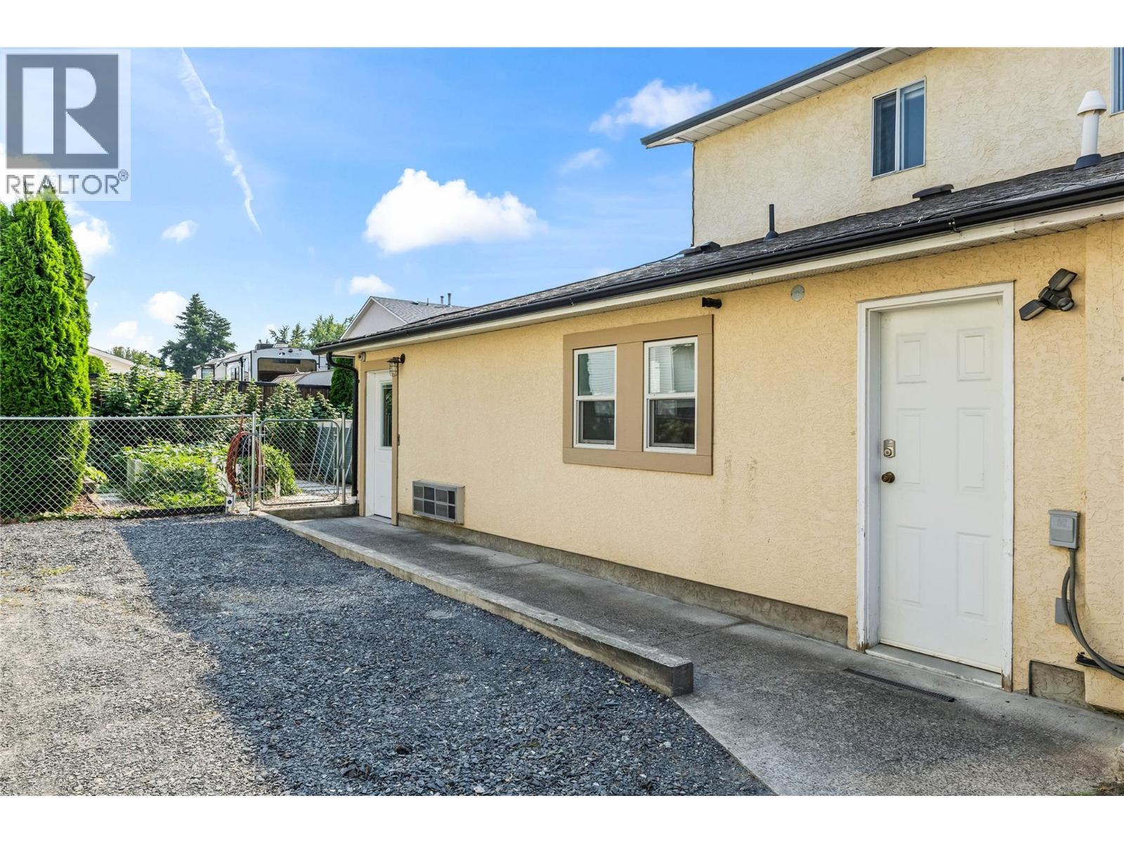 263 Dalgleish Court, Kelowna, British Columbia  V1X 7A4 - Photo 38 - 10398277