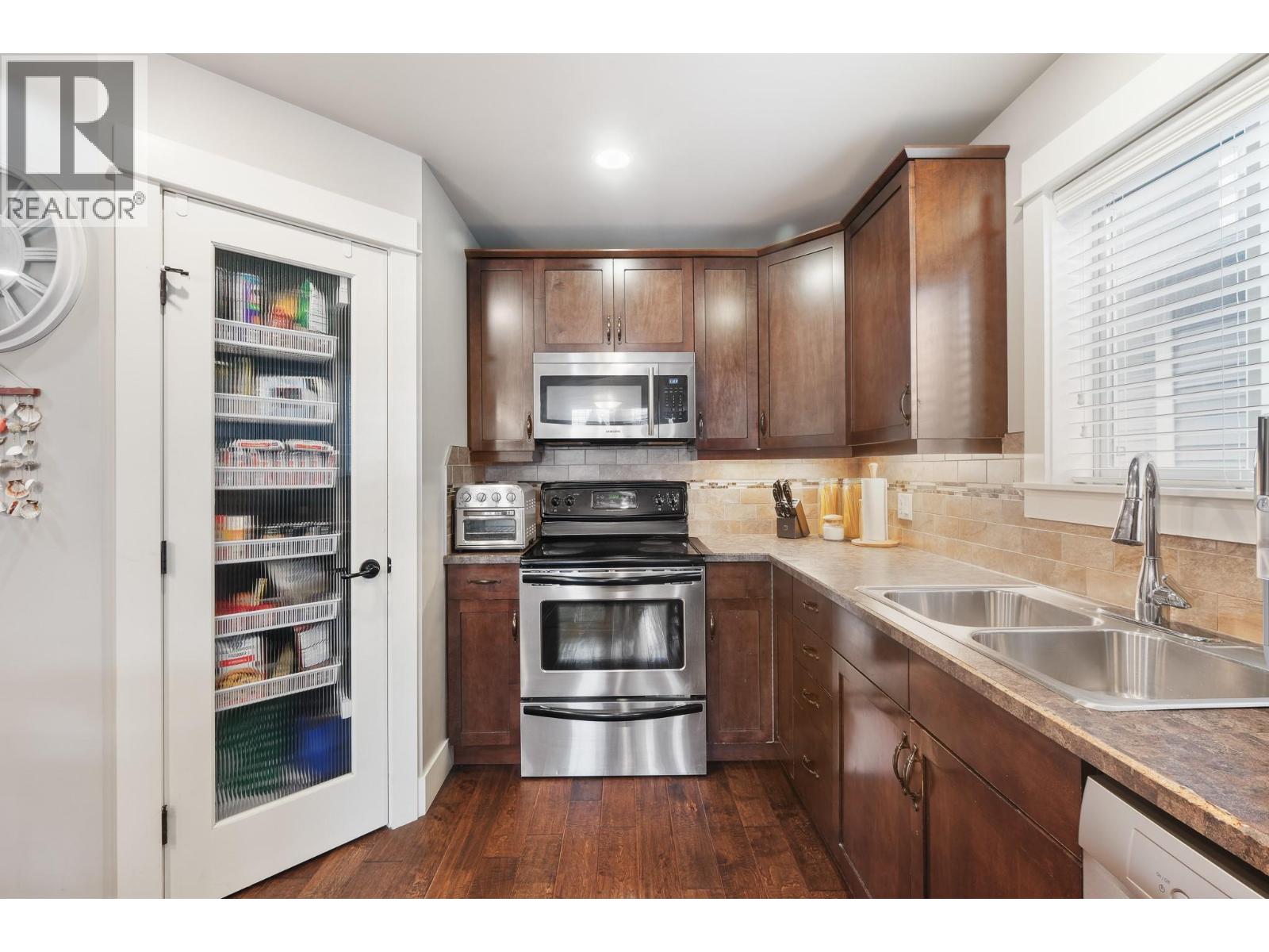 6635 Tronson Road Unit# 8, Vernon, British Columbia  V1H 2K4 - Photo 3 - 10398158