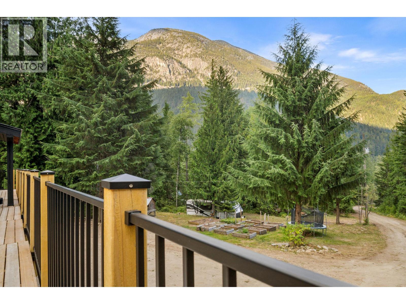 2227 Allshouse Road, Summit Lake, British Columbia  V0G 1R1 - Photo 4 - 10398454