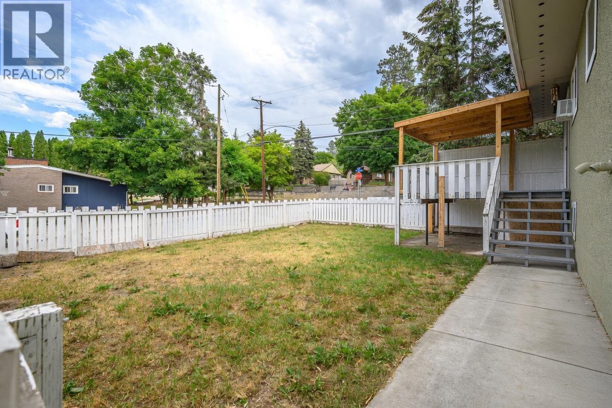 4018 Pleasant Valley Road, Vernon, British Columbia  V1T 4M2 - Photo 8 - 10398298
