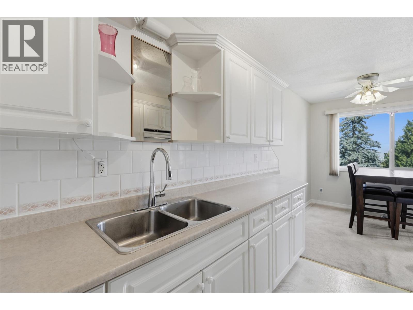 189 Mcgill Road, Kamloops, British Columbia  V2C 1M2 - Photo 4 - 10398481