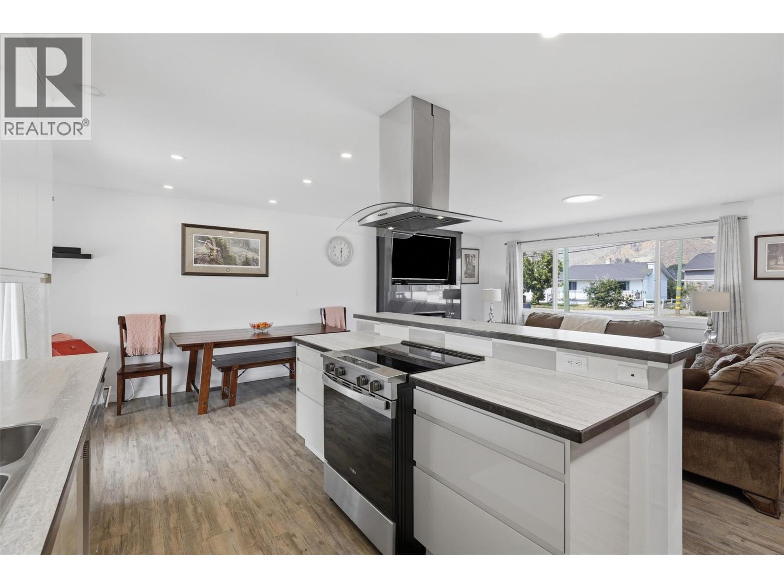 1827 Parkcrest Avenue, Kamloops, British Columbia  V2B 4W8 - Photo 17 - 10398475