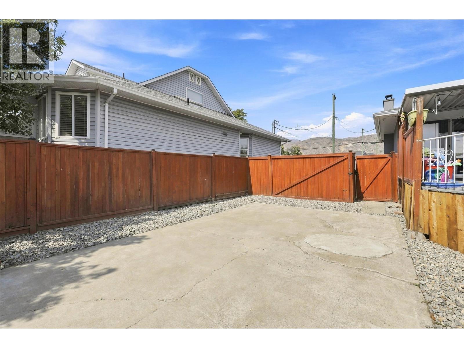 1827 Parkcrest Avenue, Kamloops, British Columbia  V2B 4W8 - Photo 30 - 10398475