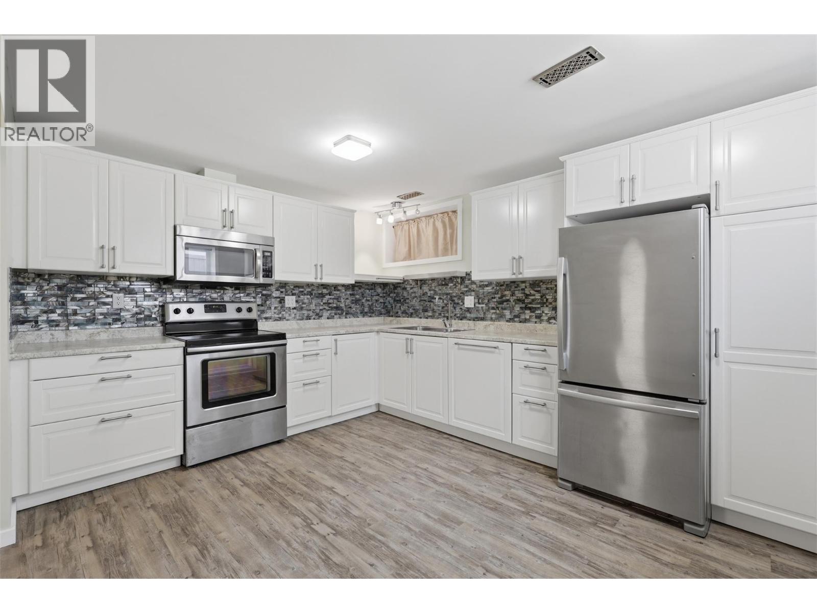 1827 Parkcrest Avenue, Kamloops, British Columbia  V2B 4W8 - Photo 43 - 10398475