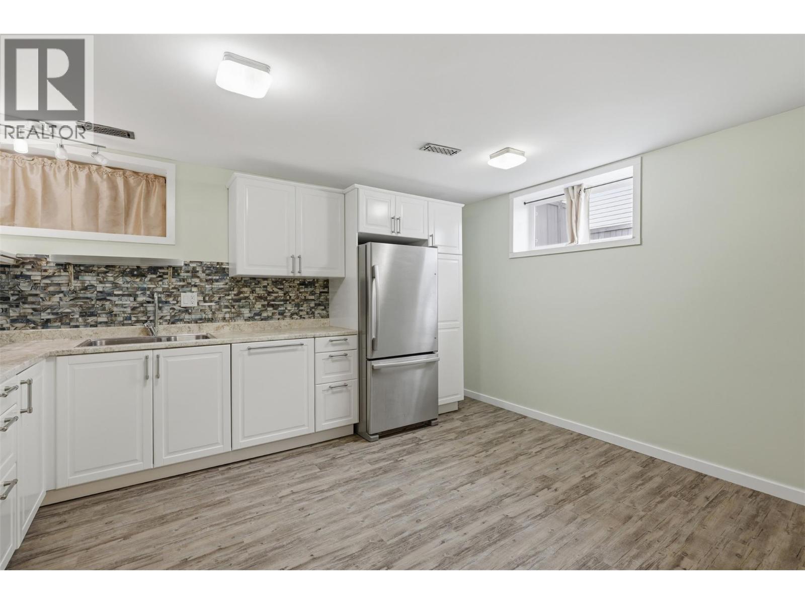 1827 Parkcrest Avenue, Kamloops, British Columbia  V2B 4W8 - Photo 44 - 10398475