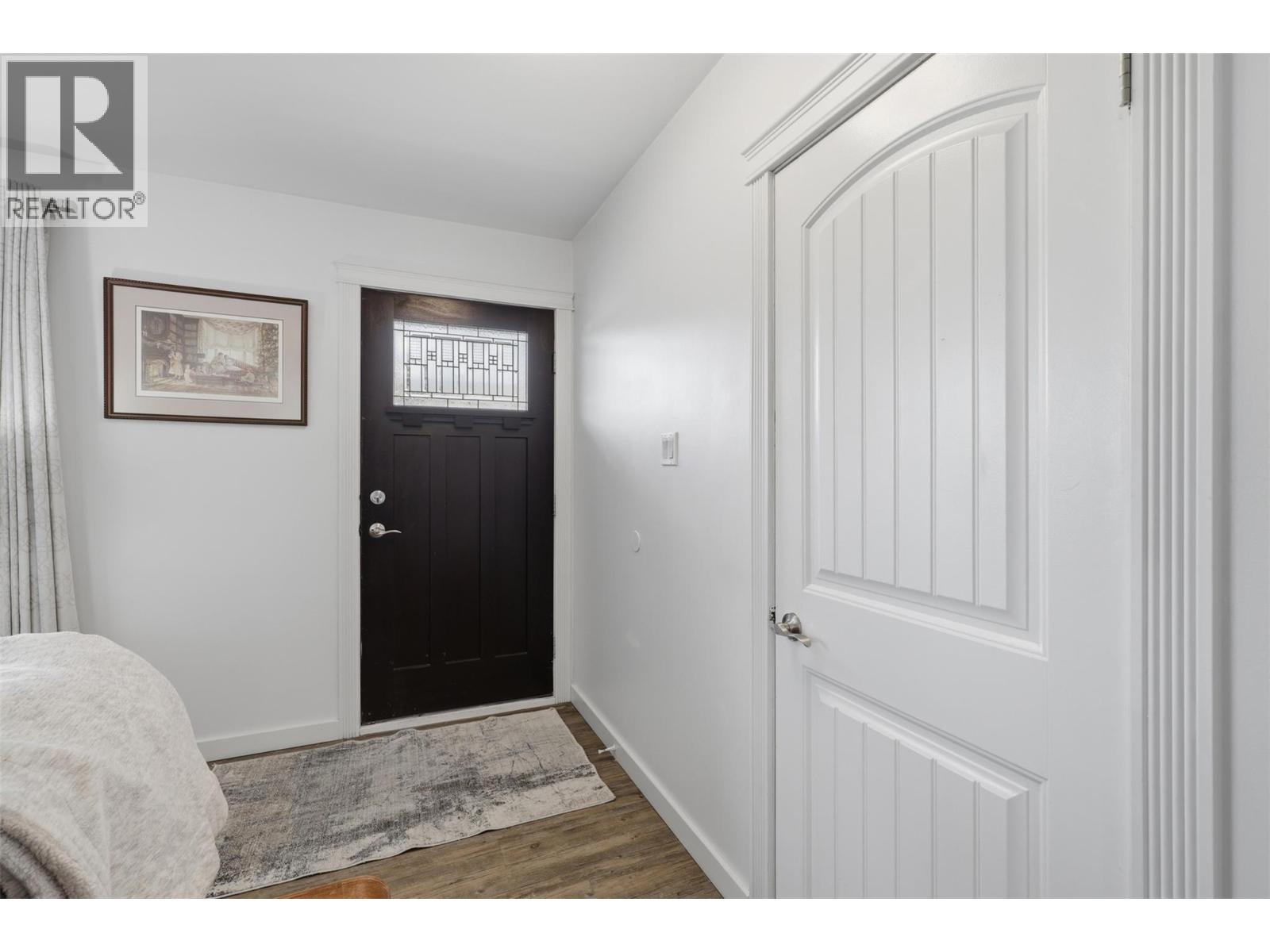 1827 Parkcrest Avenue, Kamloops, British Columbia  V2B 4W8 - Photo 8 - 10398475