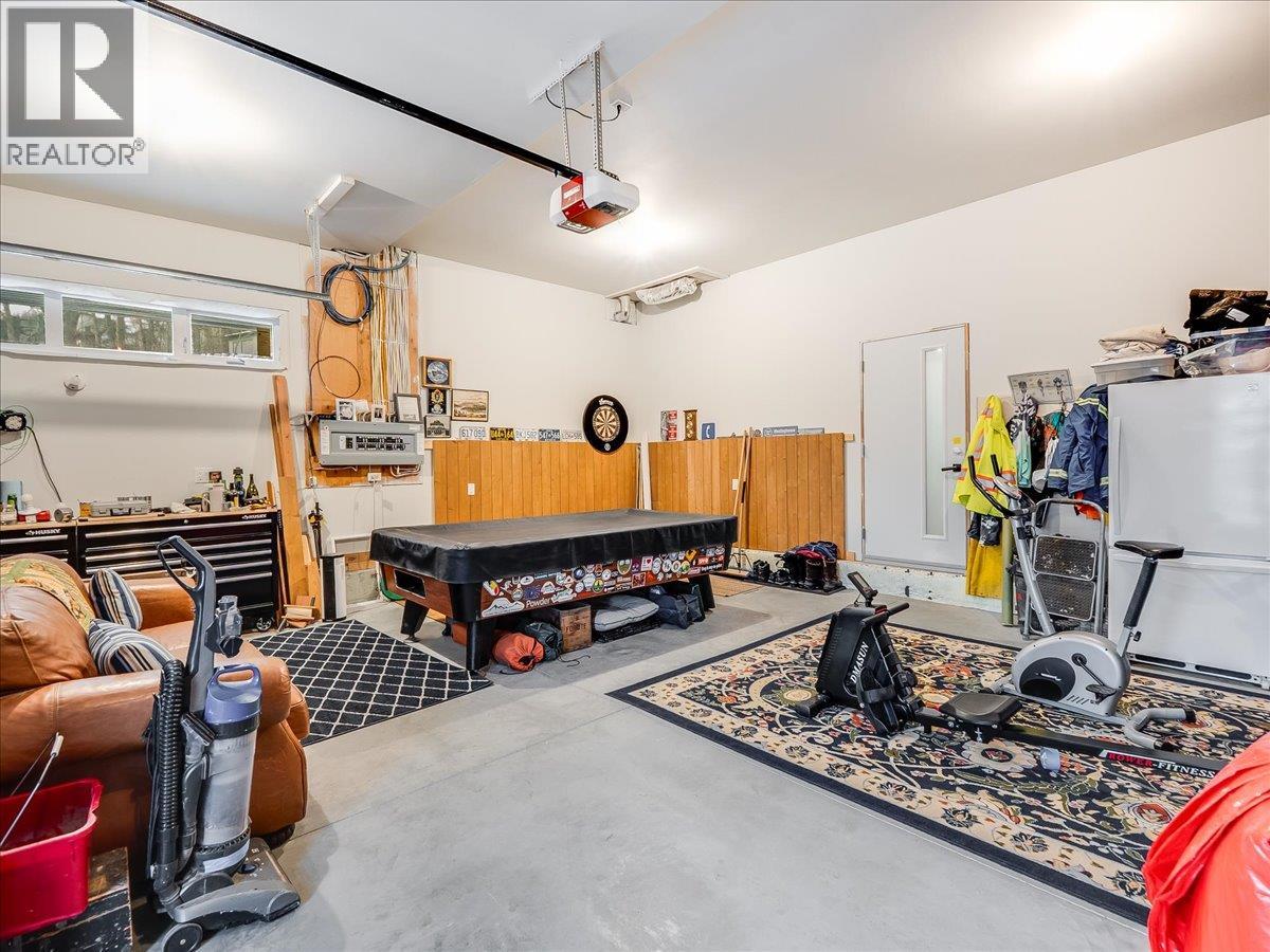941 Redstone Drive, Rossland, British Columbia  V0G 1Y0 - Photo 43 - 10398000