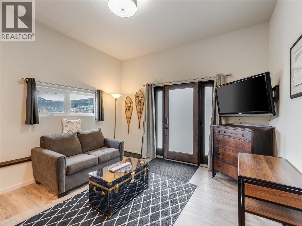 941 Redstone Drive, Rossland, British Columbia  V0G 1Y0 - Photo 54 - 10398000