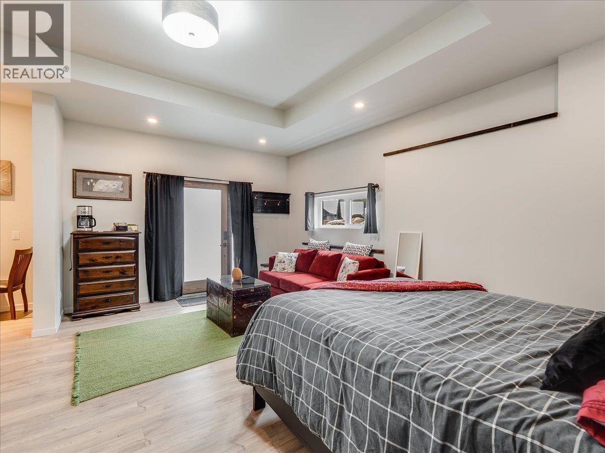 941 Redstone Drive, Rossland, British Columbia  V0G 1Y0 - Photo 60 - 10398000