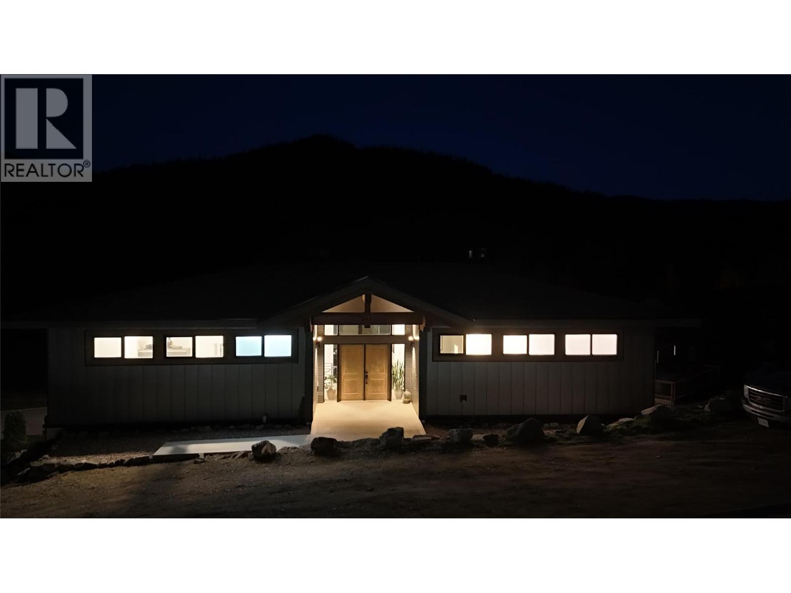 941 Redstone Drive, Rossland, British Columbia  V0G 1Y0 - Photo 69 - 10398000