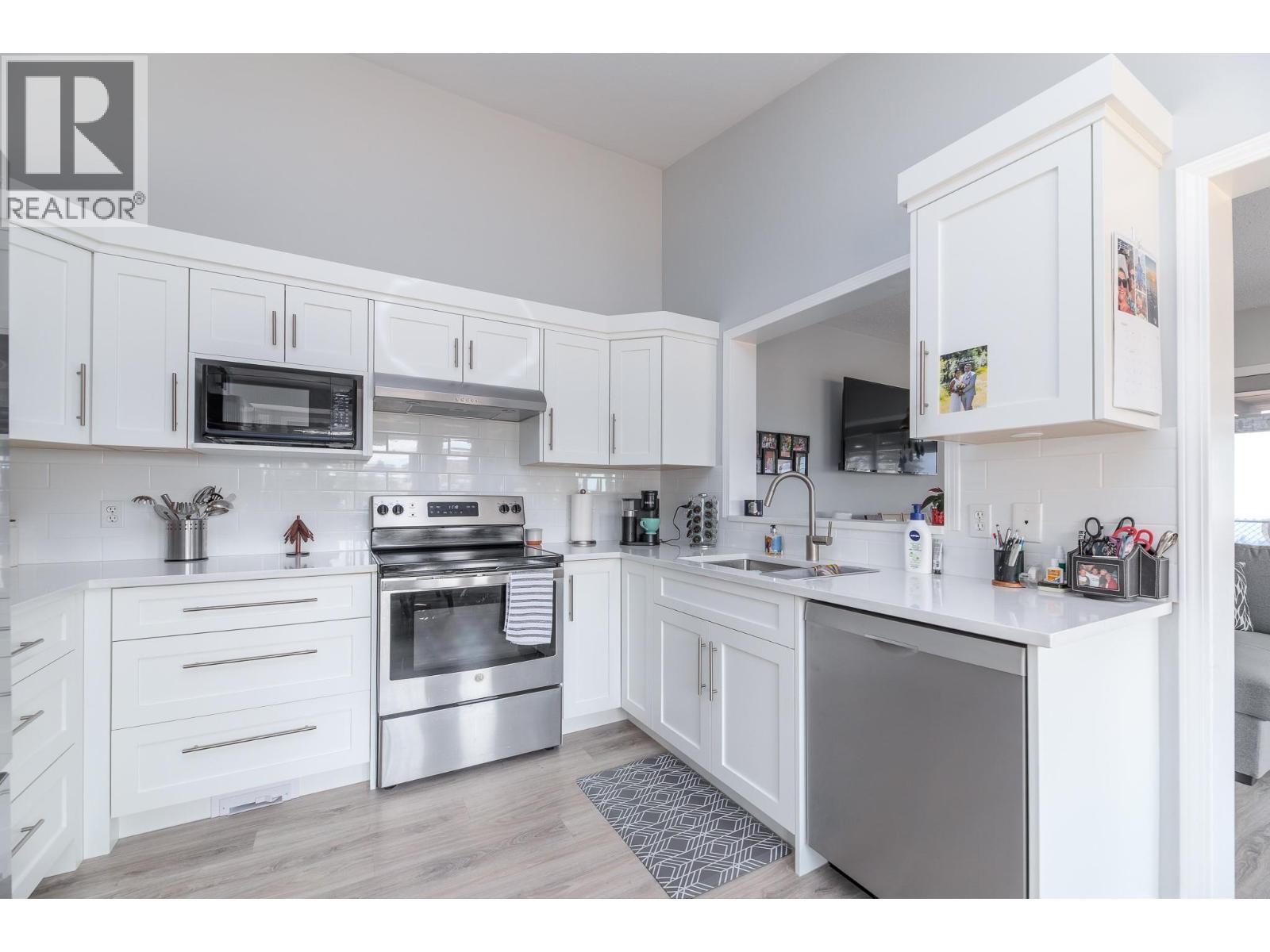 3689 Morningside Drive, West Kelowna, British Columbia  V4T 2T8 - Photo 11 - 10398491