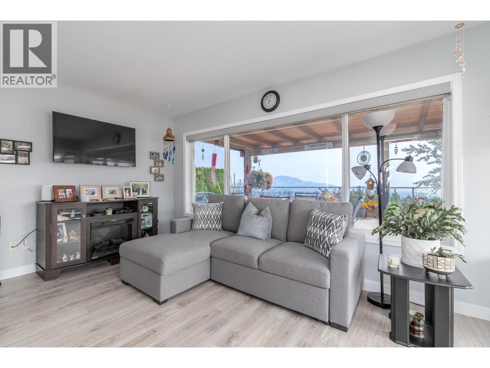 3689 Morningside Drive, West Kelowna, British Columbia  V4T 2T8 - Photo 16 - 10398491