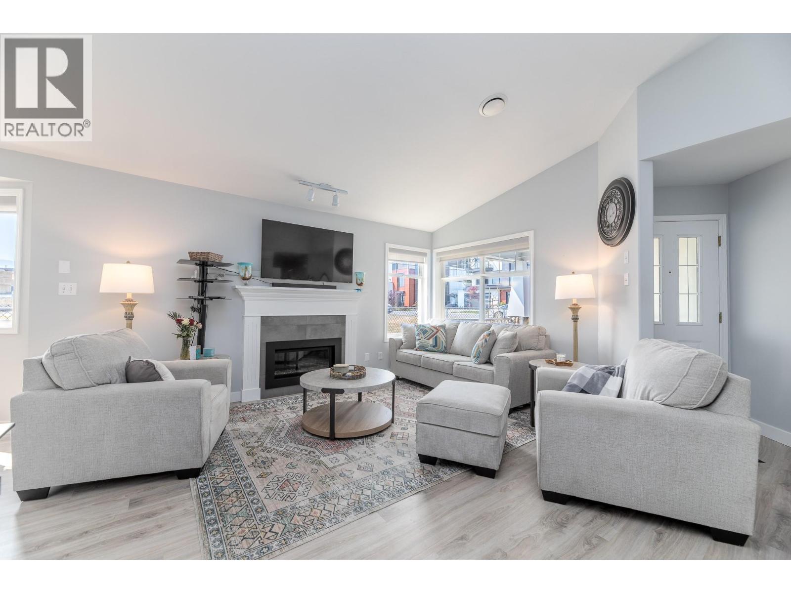 3689 Morningside Drive, West Kelowna, British Columbia  V4T 2T8 - Photo 6 - 10398491