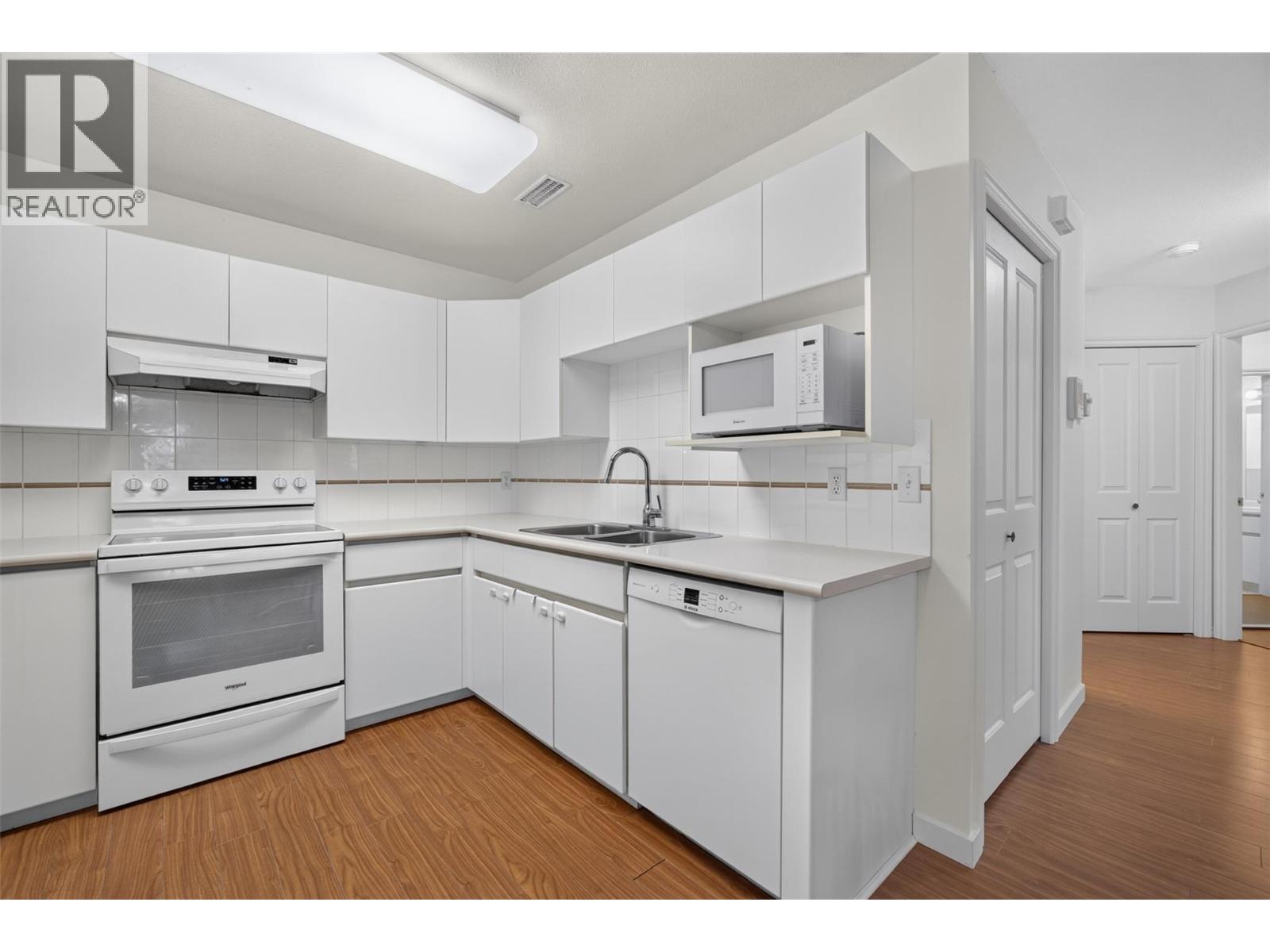 2350 Stillingfleet Road Unit# 205, Kelowna, British Columbia  V1W 3X9 - Photo 10 - 10397823