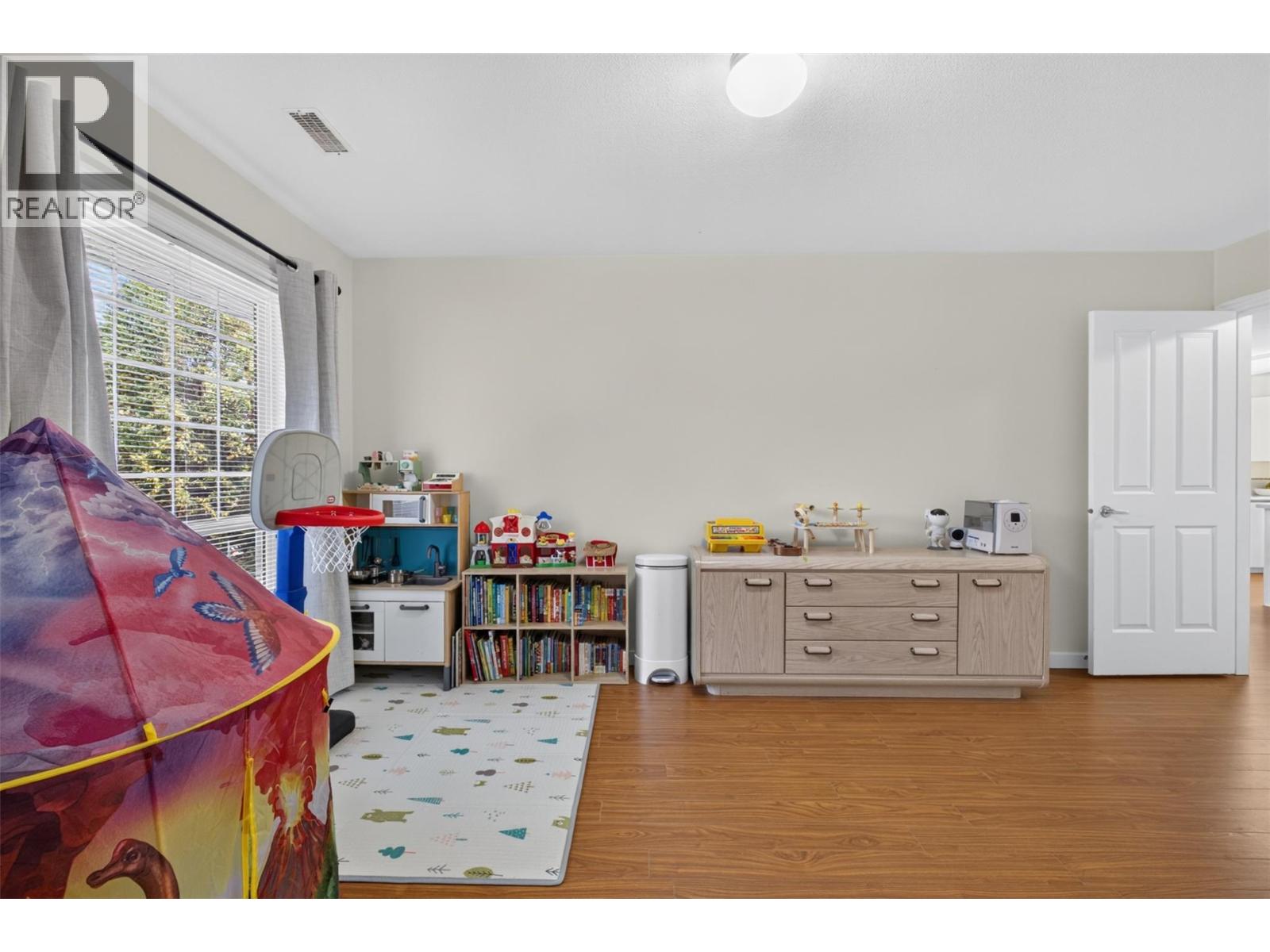 2350 Stillingfleet Road Unit# 205, Kelowna, British Columbia  V1W 3X9 - Photo 15 - 10397823