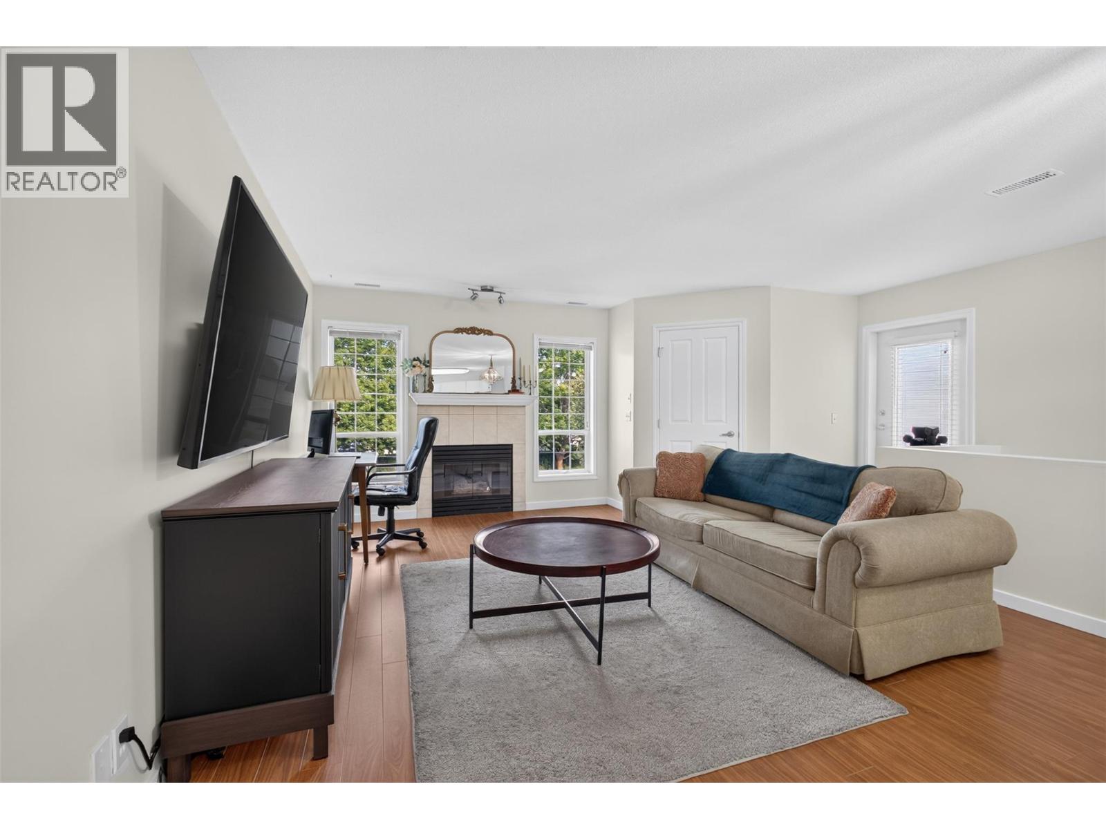 2350 Stillingfleet Road Unit# 205, Kelowna, British Columbia  V1W 3X9 - Photo 6 - 10397823