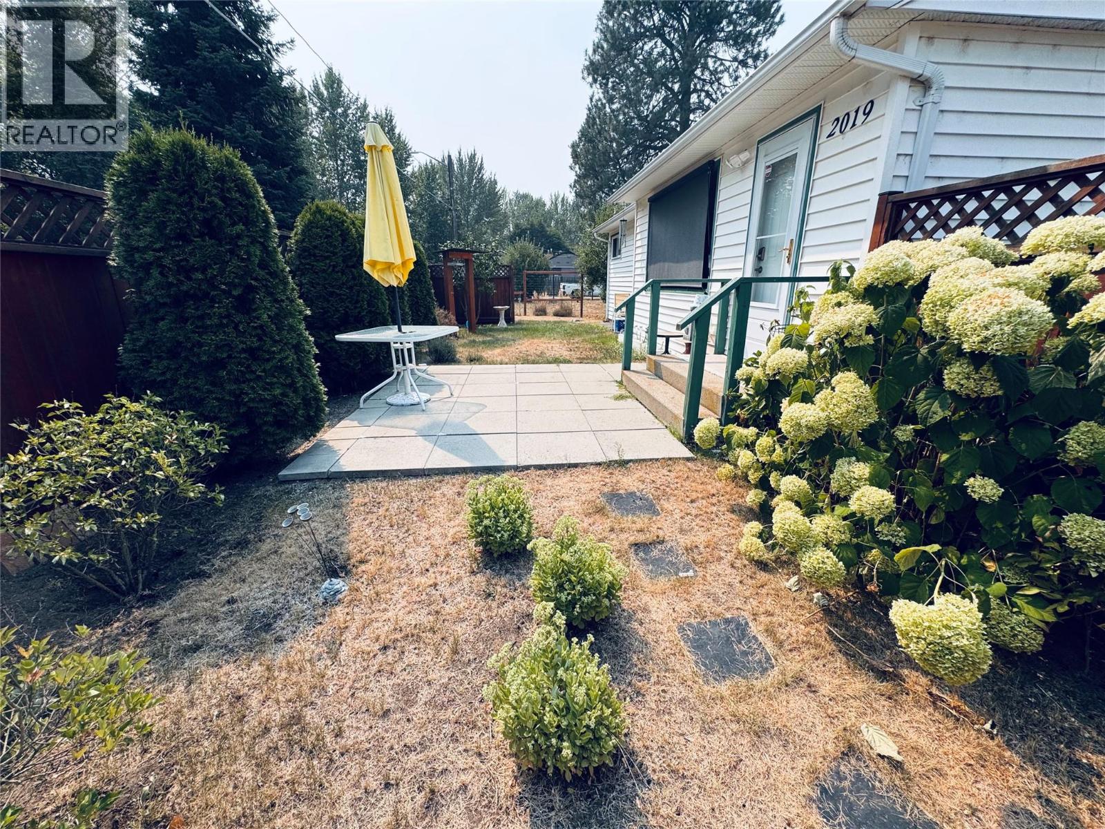 2019 66th Avenue, Grand Forks, British Columbia  V0H 1H0 - Photo 2 - 10398354