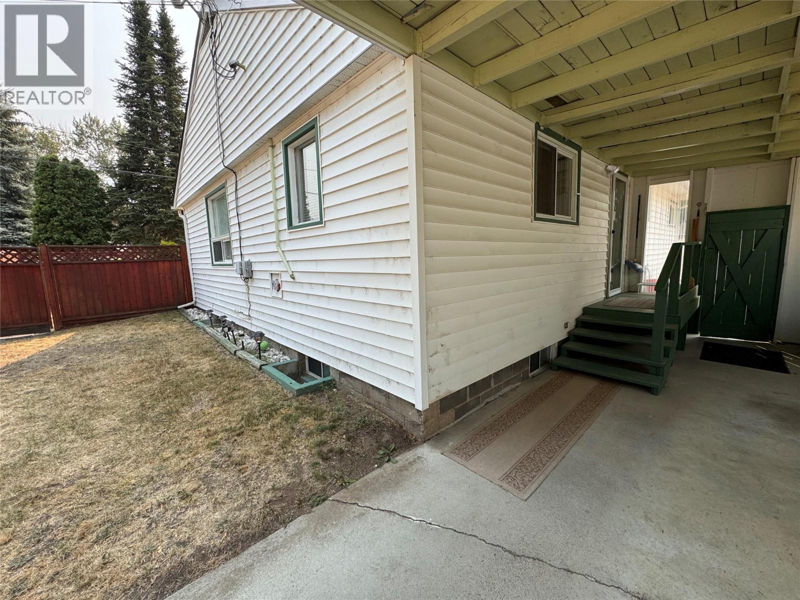 2019 66th Avenue, Grand Forks, British Columbia  V0H 1H0 - Photo 8 - 10398354