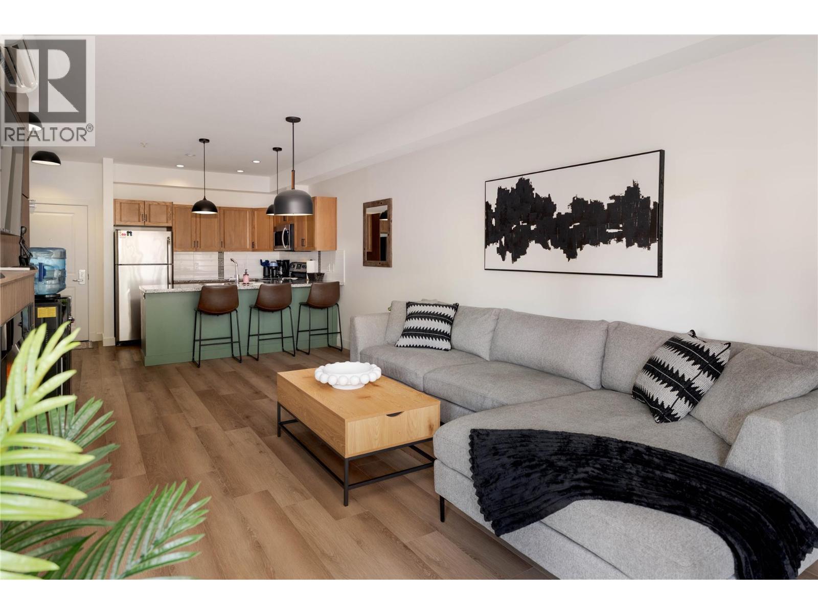 3229 Skyview Lane Unit# 208, West Kelowna, British Columbia  V4T 3J3 - Photo 3 - 10398058