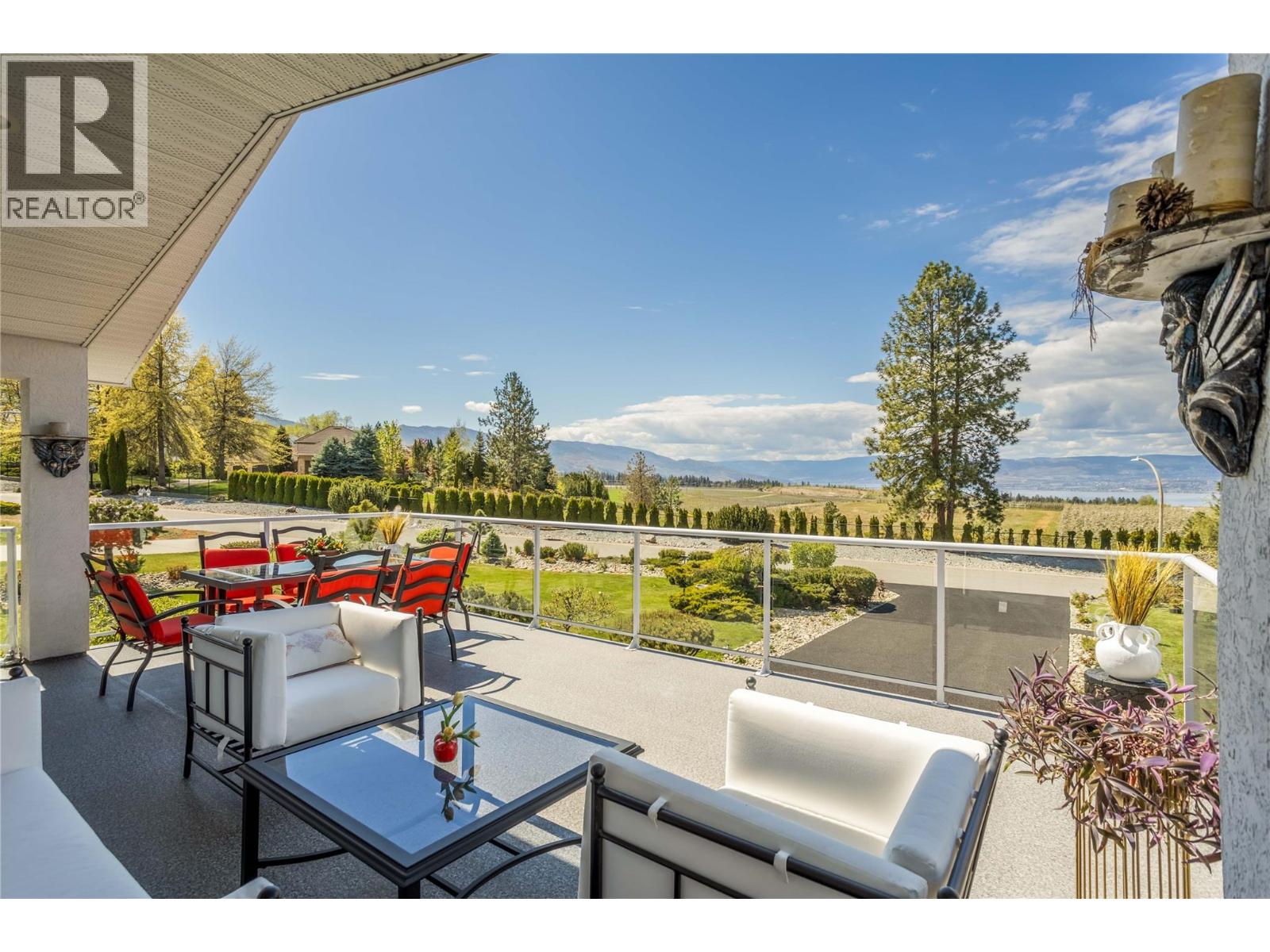 4325 Takla Road, Kelowna, British Columbia  V1W 3C4 - Photo 2 - 10398360