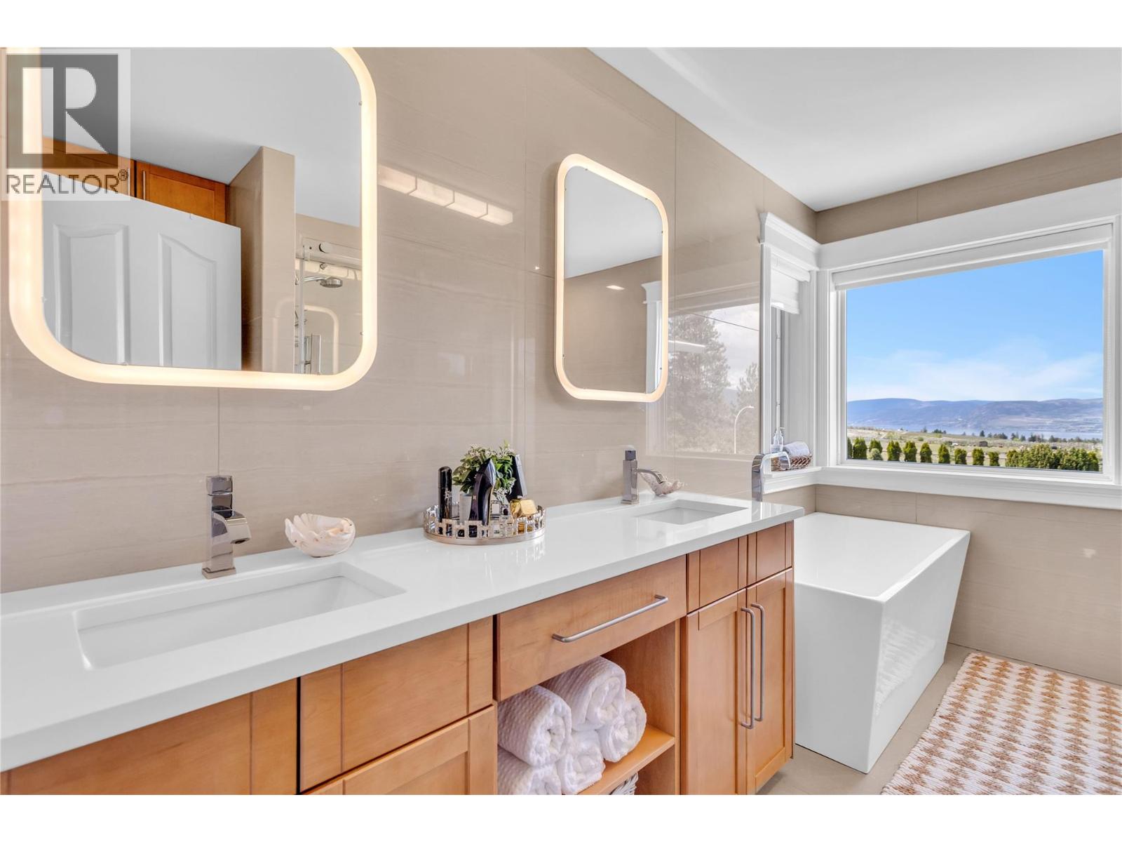 4325 Takla Road, Kelowna, British Columbia  V1W 3C4 - Photo 32 - 10398360